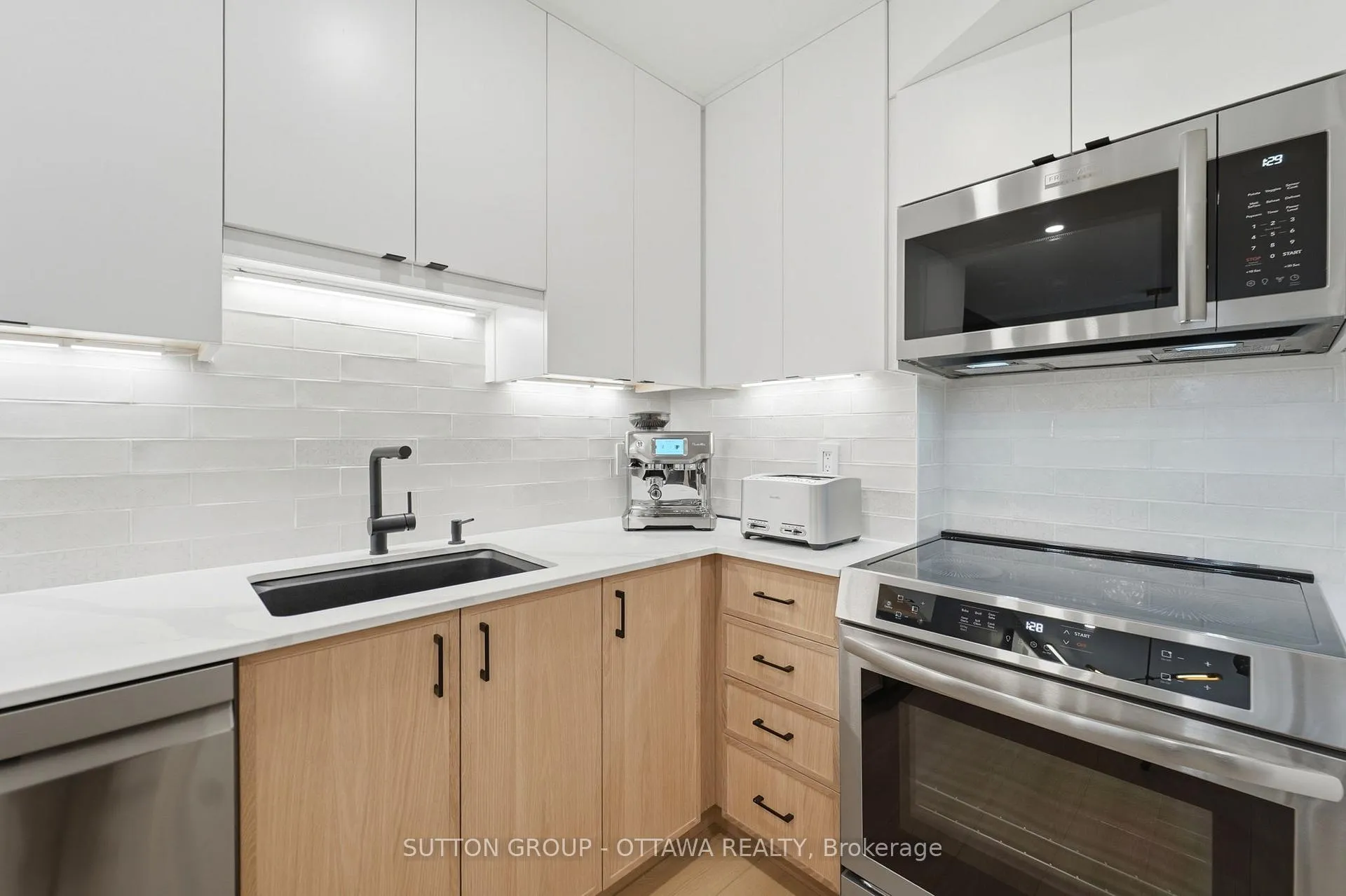Photo 6 of Unit 101, 268 Lorry Greenberg Drive, Ottawa, Hunt Club Park/Greenboro — HOMEH