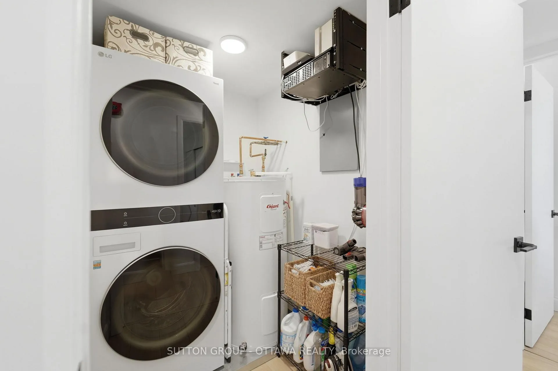 Photo 23 of Unit 101, 268 Lorry Greenberg Drive, Ottawa, Hunt Club Park/Greenboro — HOMEH