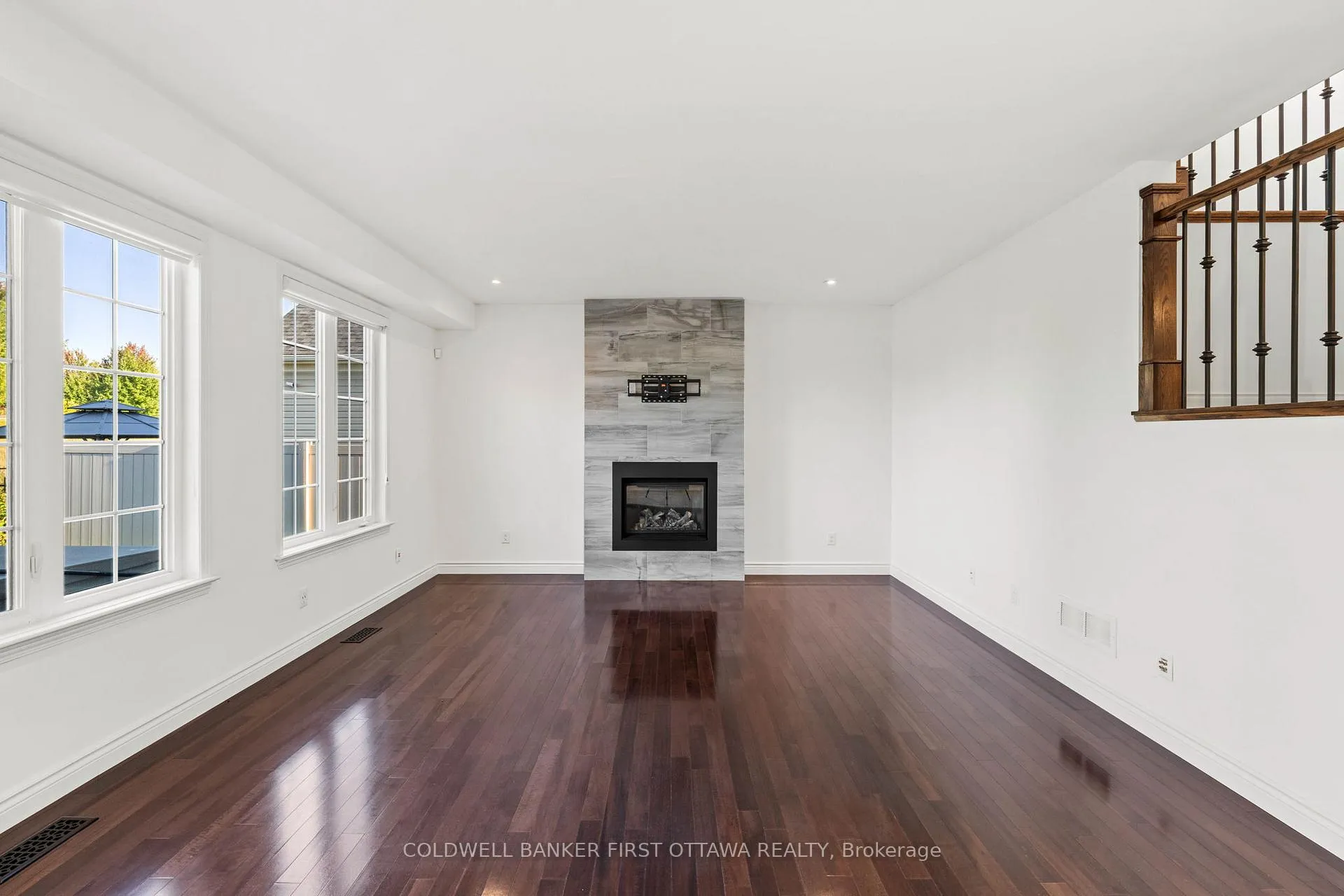 Photo 13 of 441 Blackleaf Drive, Ottawa, Barrhaven - Stonebridge — HOMEH