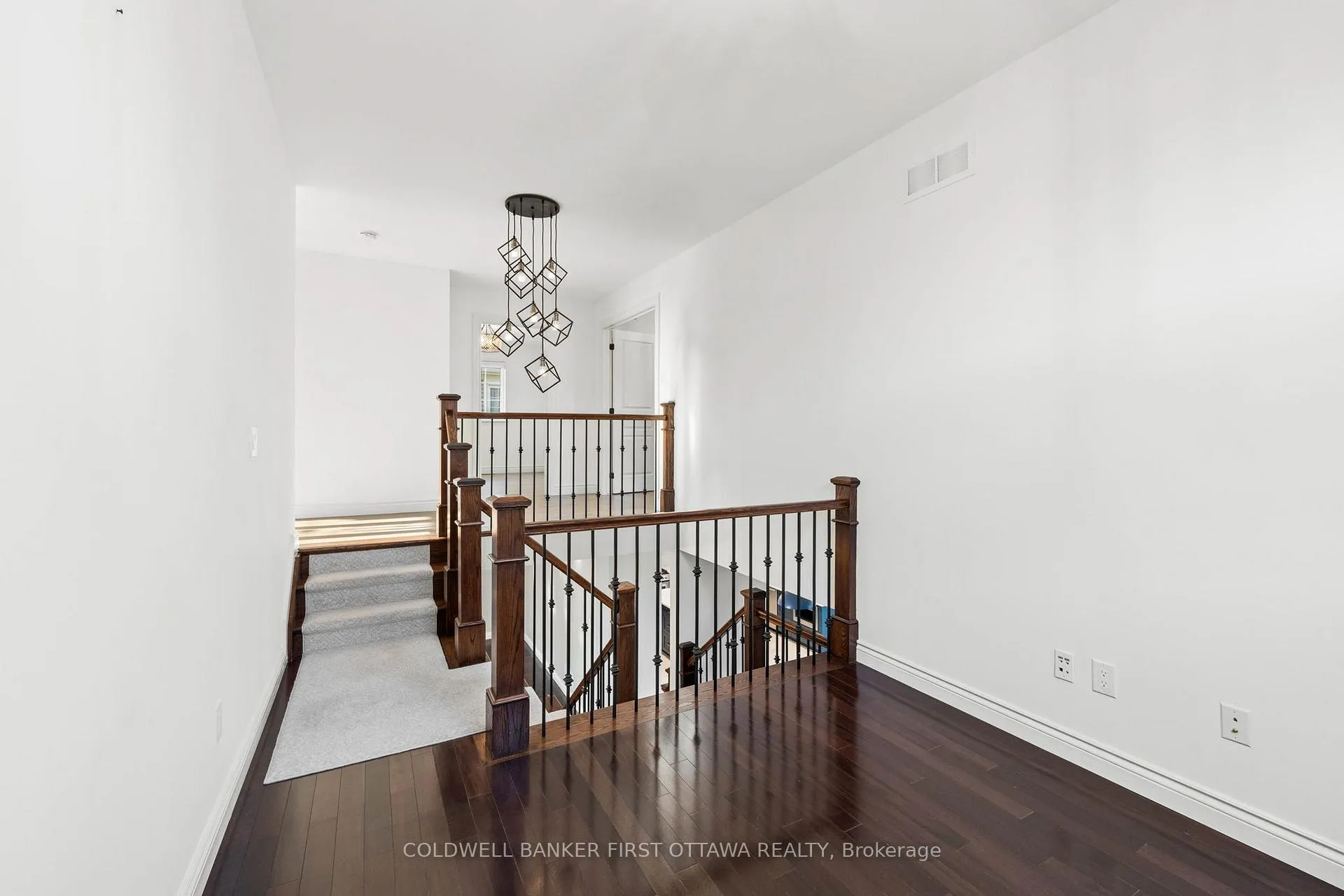 Photo 15 of 441 Blackleaf Drive, Ottawa, Barrhaven - Stonebridge — HOMEH
