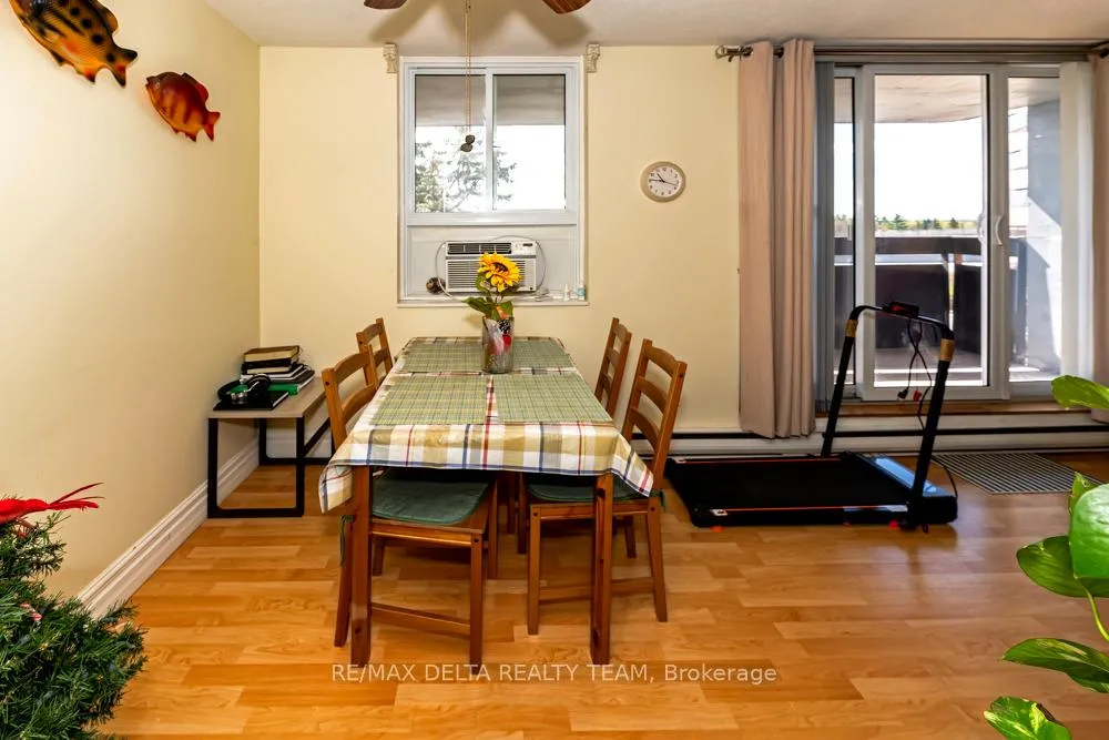 Photo 10 of Unit 402, 2000 Jasmine Crescent, Ottawa, Beacon Hill South — HOMEH