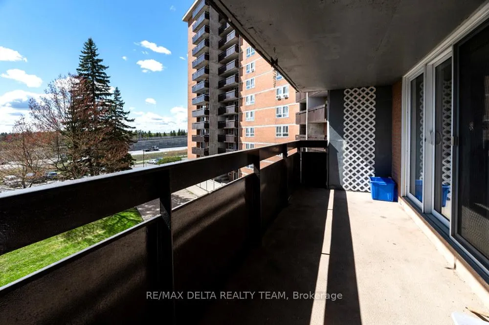 Photo 13 of Unit 402, 2000 Jasmine Crescent, Ottawa, Beacon Hill South — HOMEH