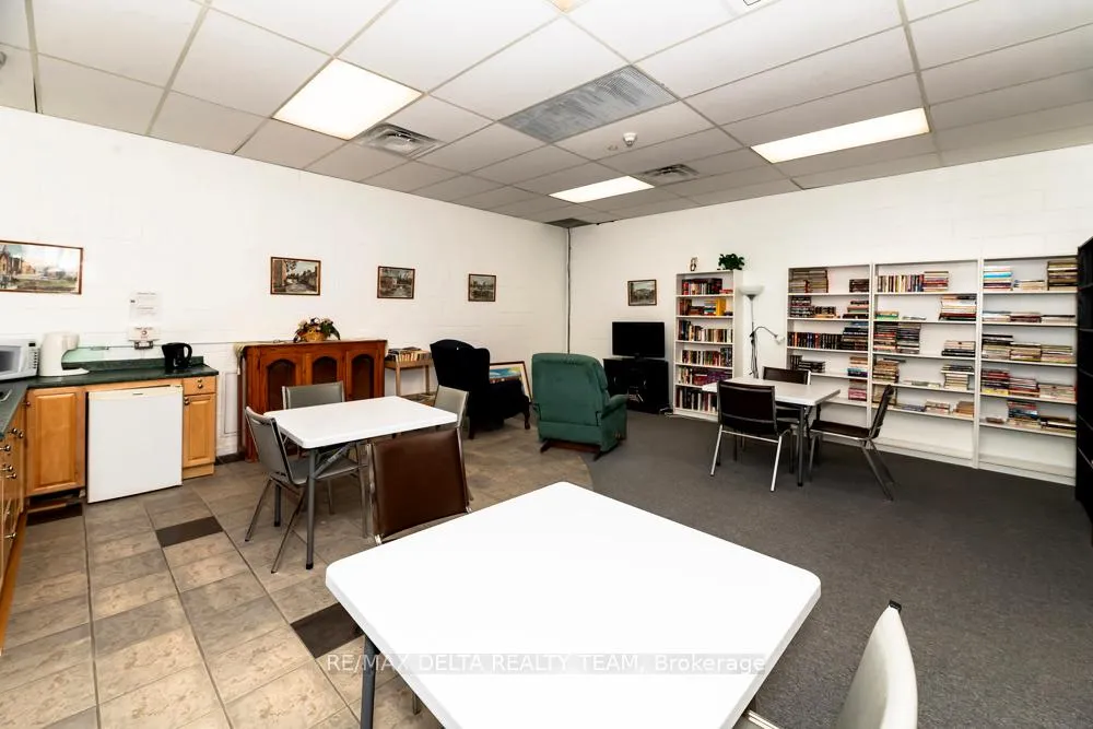Photo 21 of Unit 402, 2000 Jasmine Crescent, Ottawa, Beacon Hill South — HOMEH