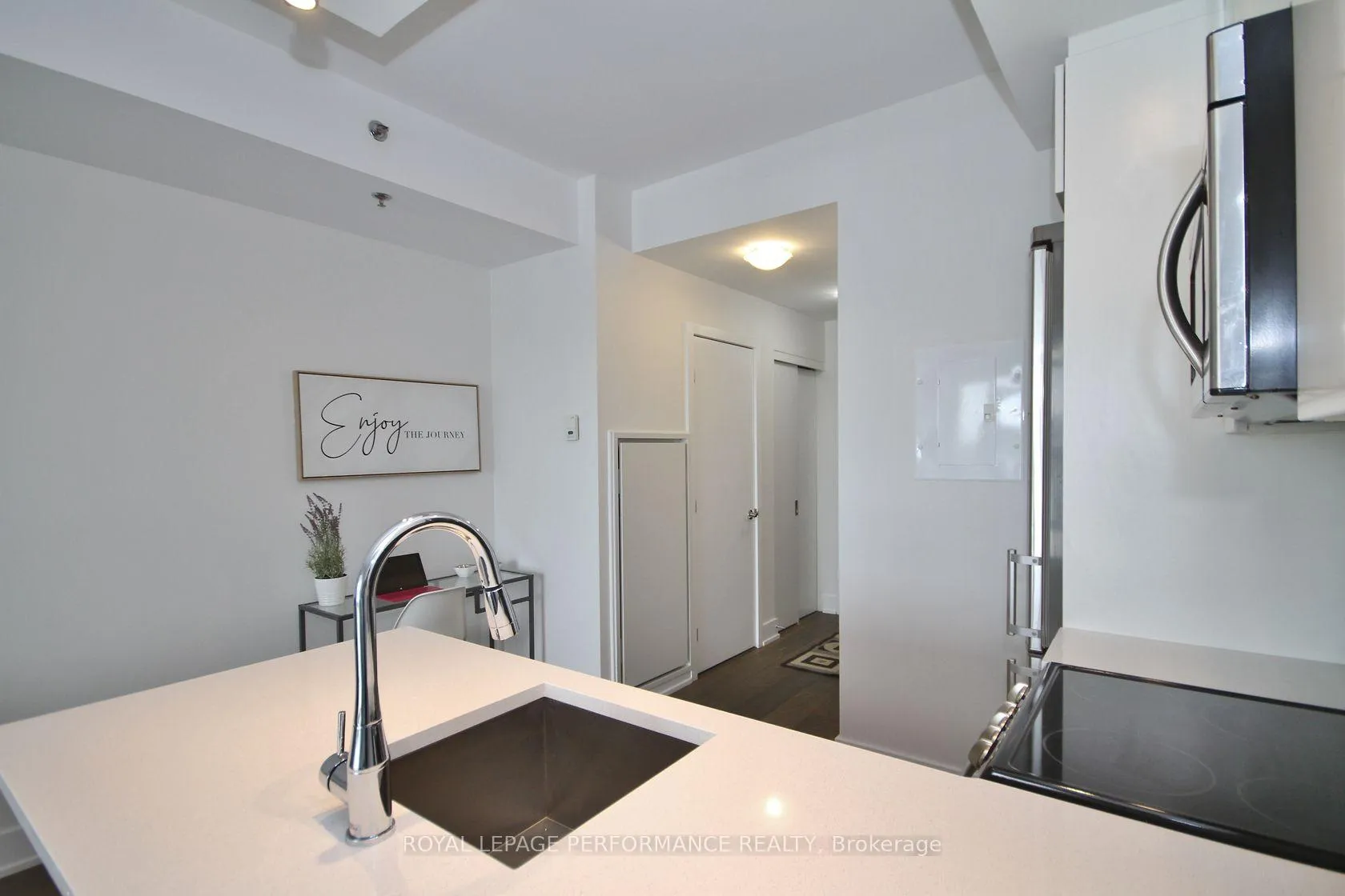 Photo 8 of Unit 603, 108 Richmond Street, Ottawa, Westboro/Hampton Park — HOMEH