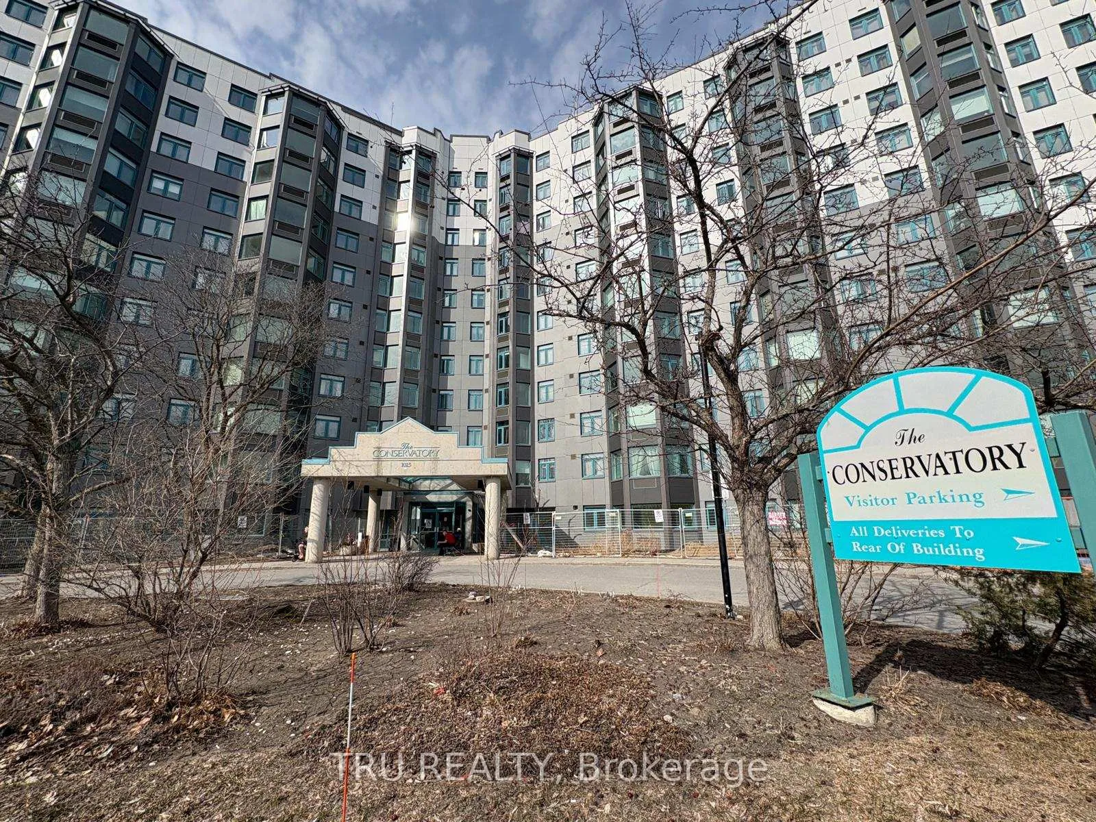 Photo 2 of Unit 609, 1025 Grenon Avenue, Ottawa, Fairfield Heights — HOMEH