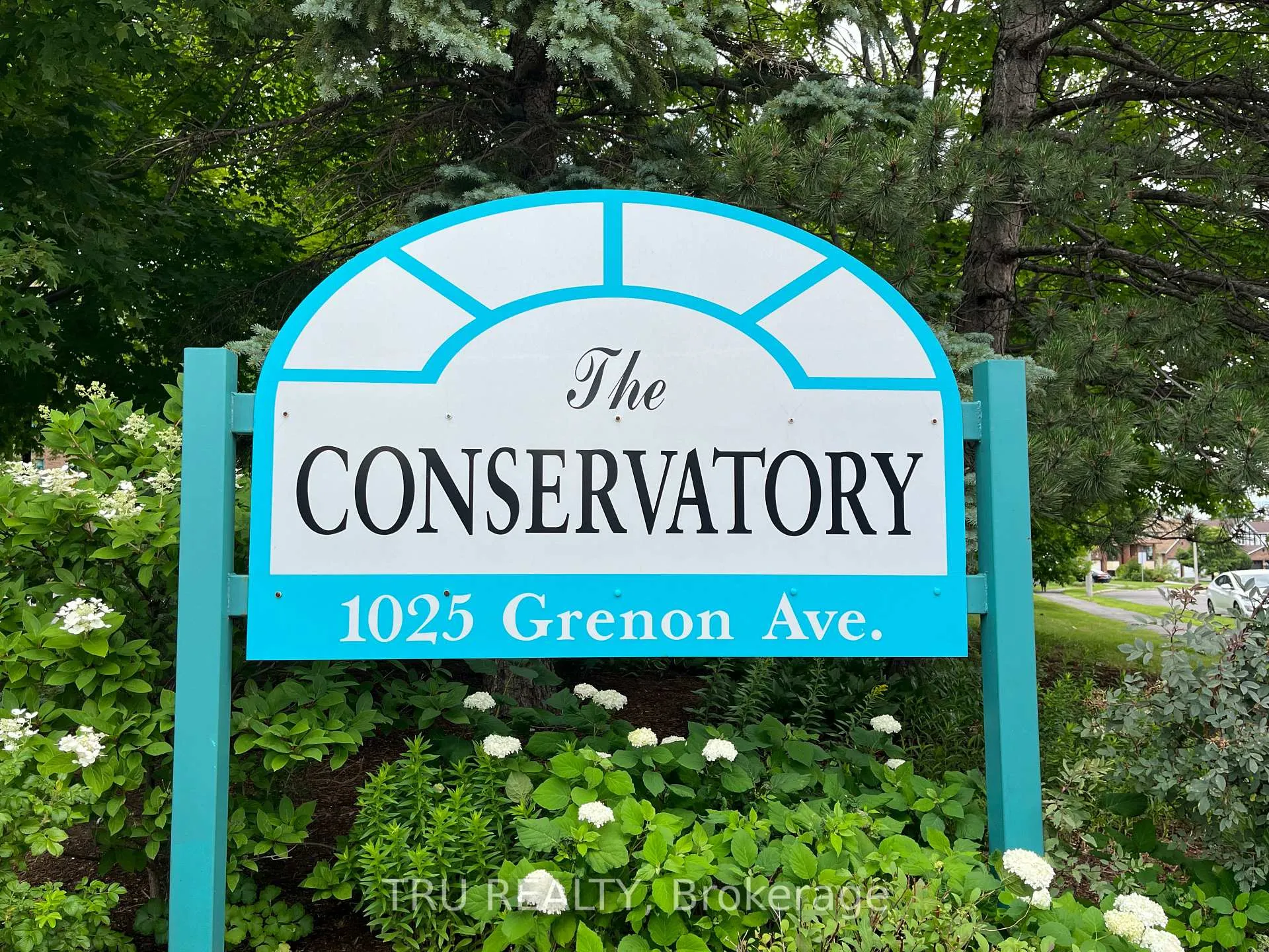 Photo 3 of Unit 609, 1025 Grenon Avenue, Ottawa, Fairfield Heights — HOMEH