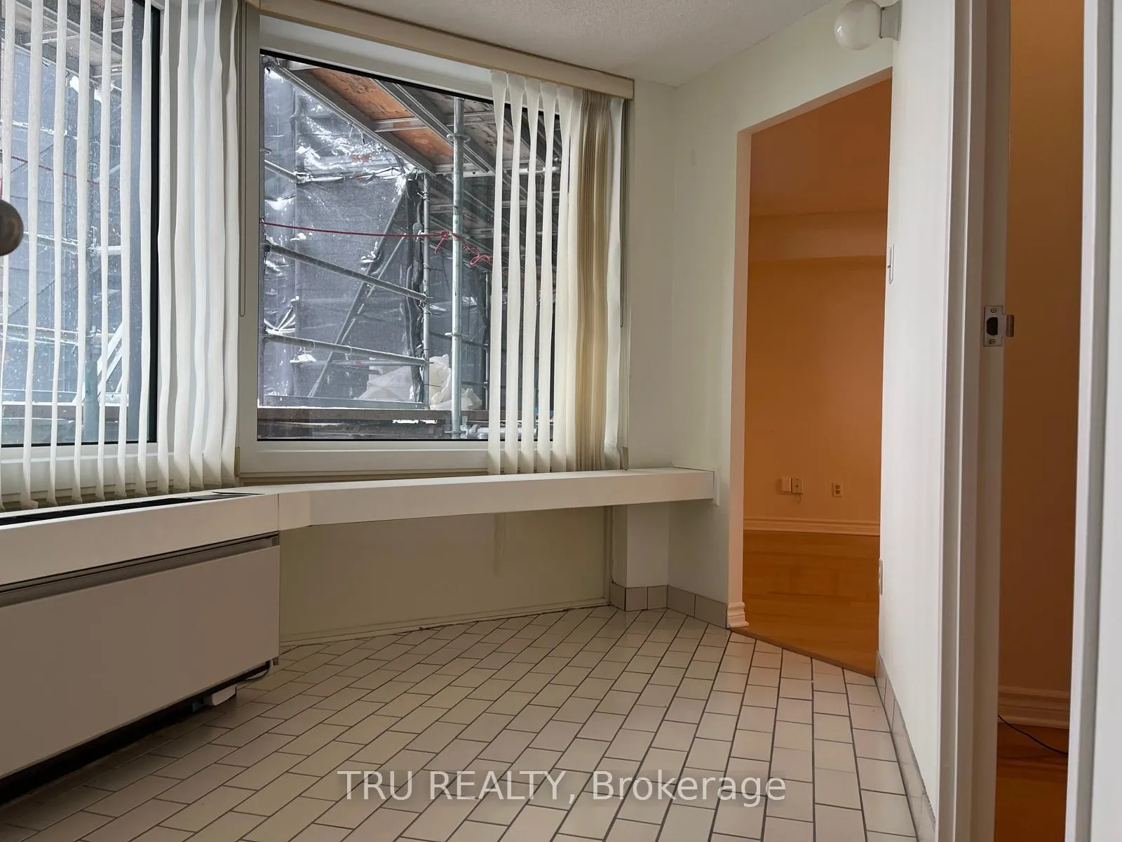 Photo 9 of Unit 609, 1025 Grenon Avenue, Ottawa, Fairfield Heights — HOMEH