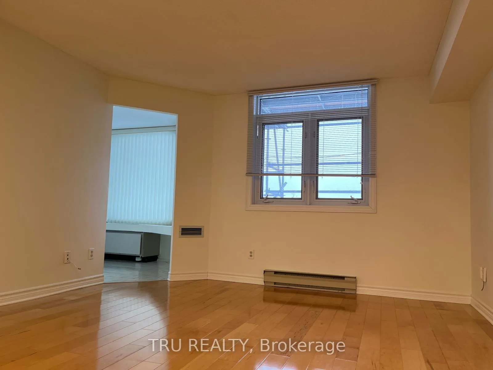 Photo 11 of Unit 609, 1025 Grenon Avenue, Ottawa, Fairfield Heights — HOMEH