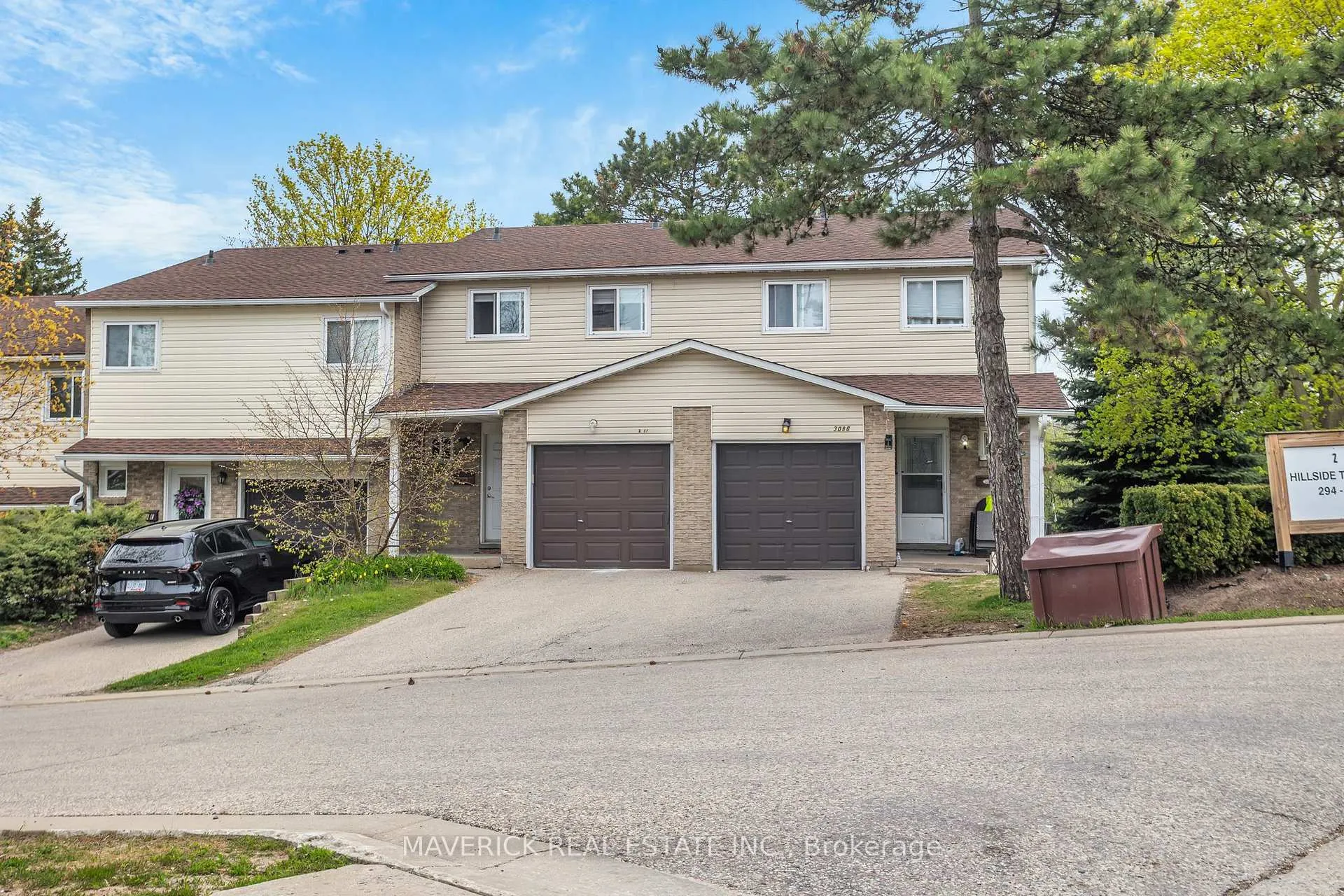 Photo 2 of Unit F, 308 Bluevale Street, Waterloo — HOMEH