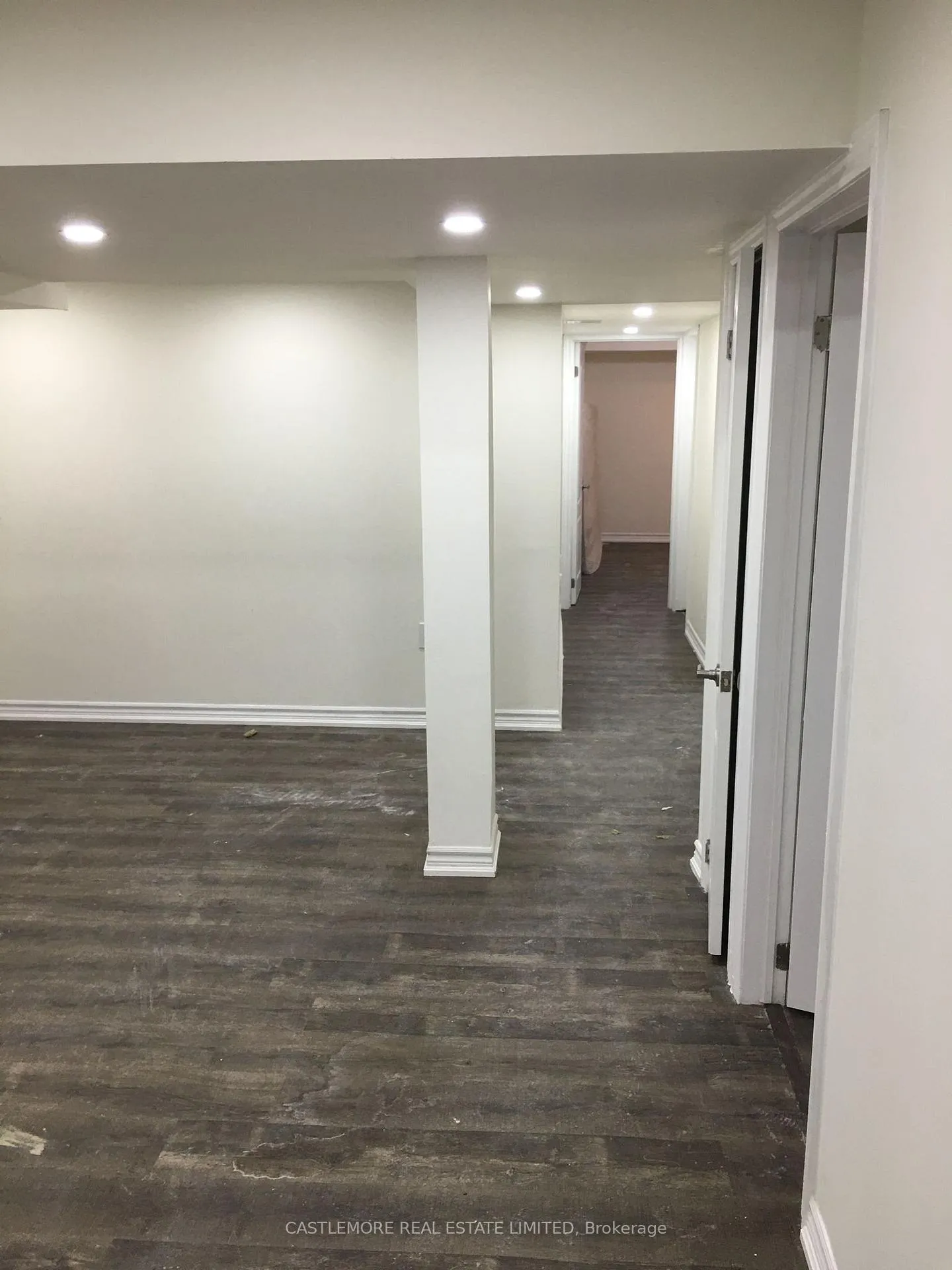 Photo 8 of 11 Bannister (Basement) Crescent, Brampton, Northwest Brampton — HOMEH