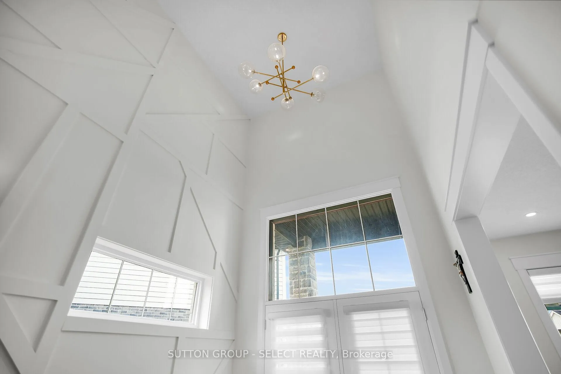 Photo 5 of 48 Royal Crescent, Southwold, Talbotville — HOMEH