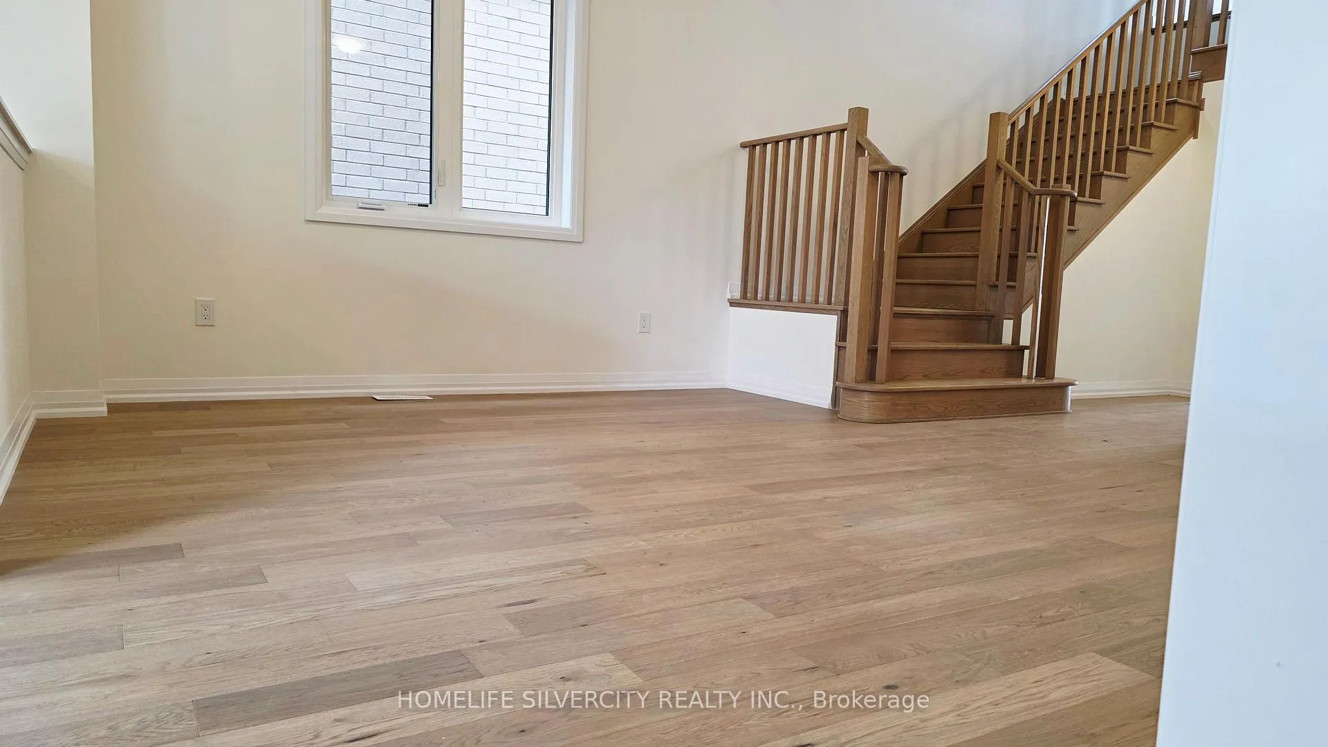 Photo 2 of 138 Adeline Crescent, Hamilton, Normanhurst — HOMEH