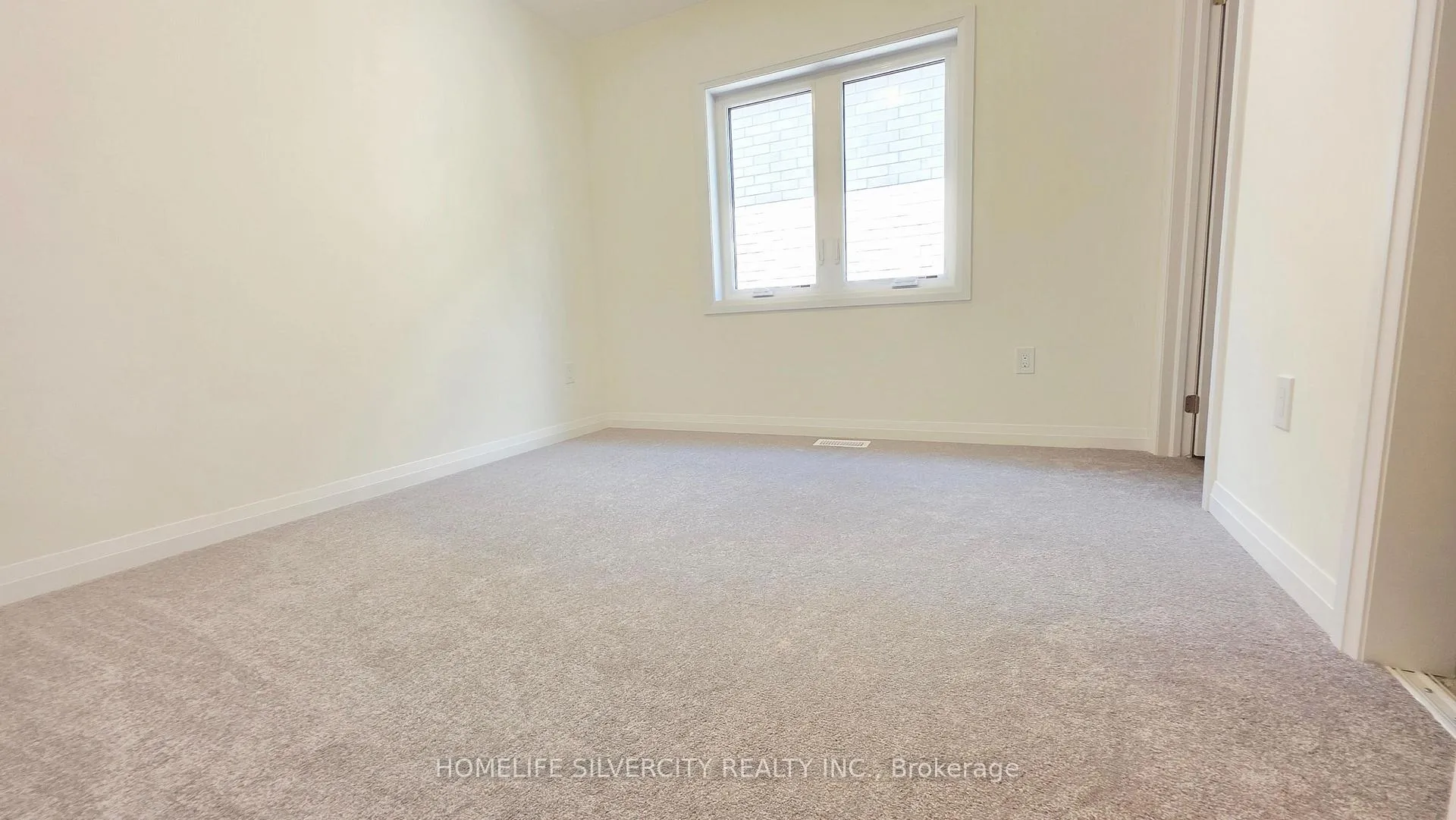 Photo 17 of 138 Adeline Crescent, Hamilton, Normanhurst — HOMEH
