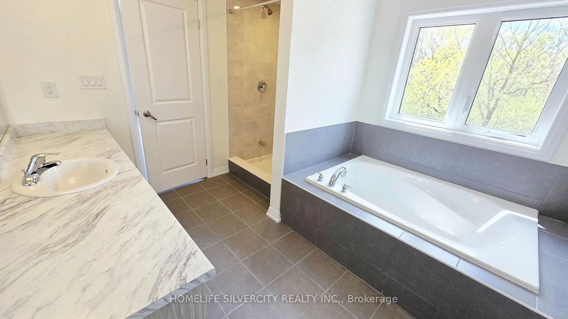 Photo 21 of 138 Adeline Crescent, Hamilton, Normanhurst — HOMEH