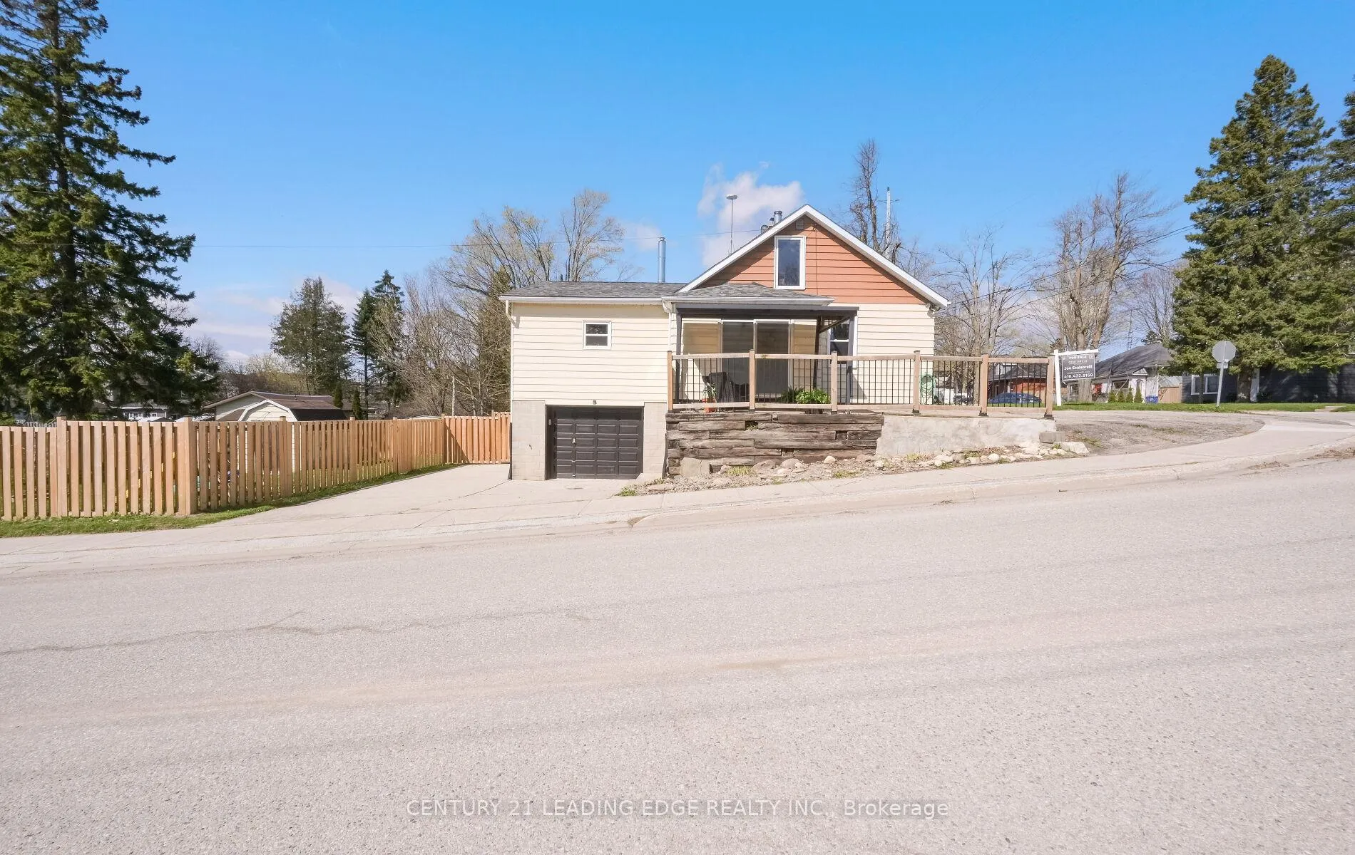 Photo 5 of 333 Andrew Street, Shelburne — HOMEH