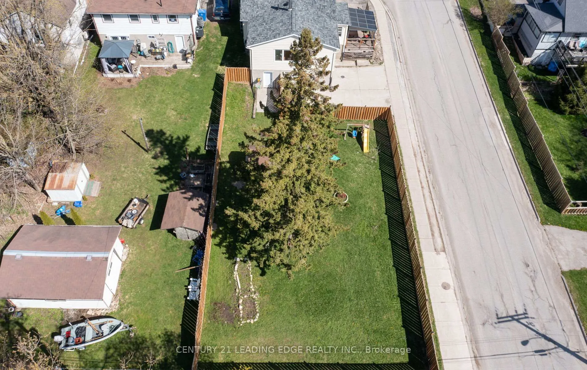 Photo 40 of 333 Andrew Street, Shelburne — HOMEH