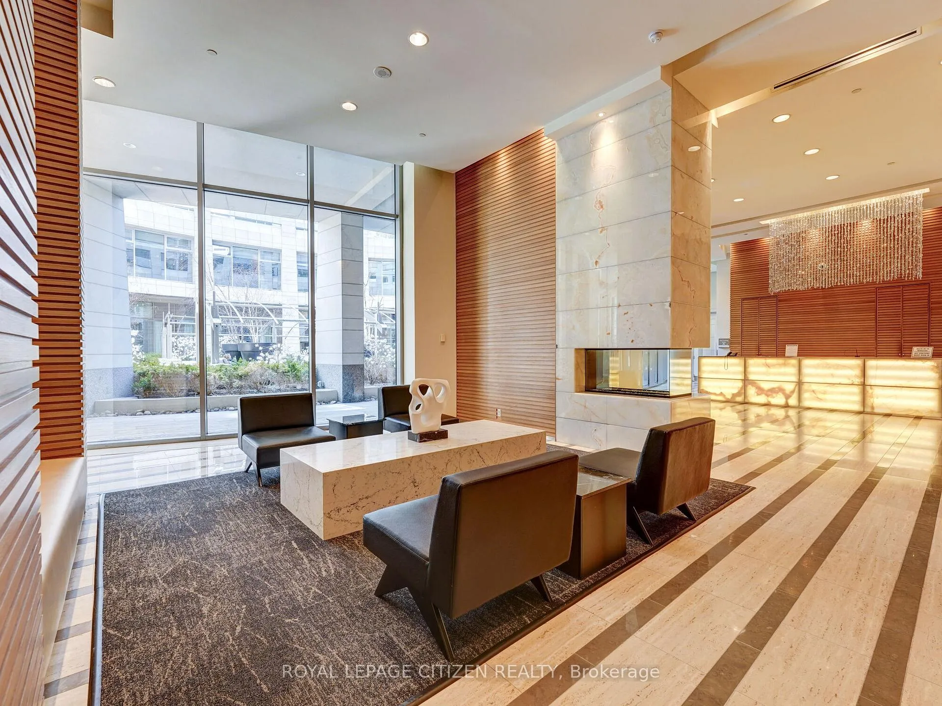 Photo 4 of Unit 3008, 2191 Yonge Street, Toronto, Mount Pleasant West — HOMEH