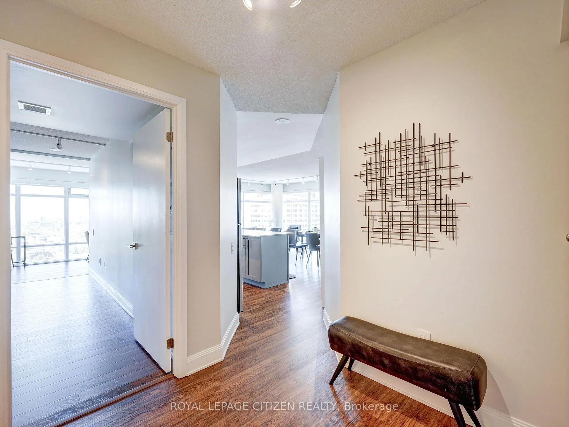 Photo 7 of Unit 3008, 2191 Yonge Street, Toronto, Mount Pleasant West — HOMEH