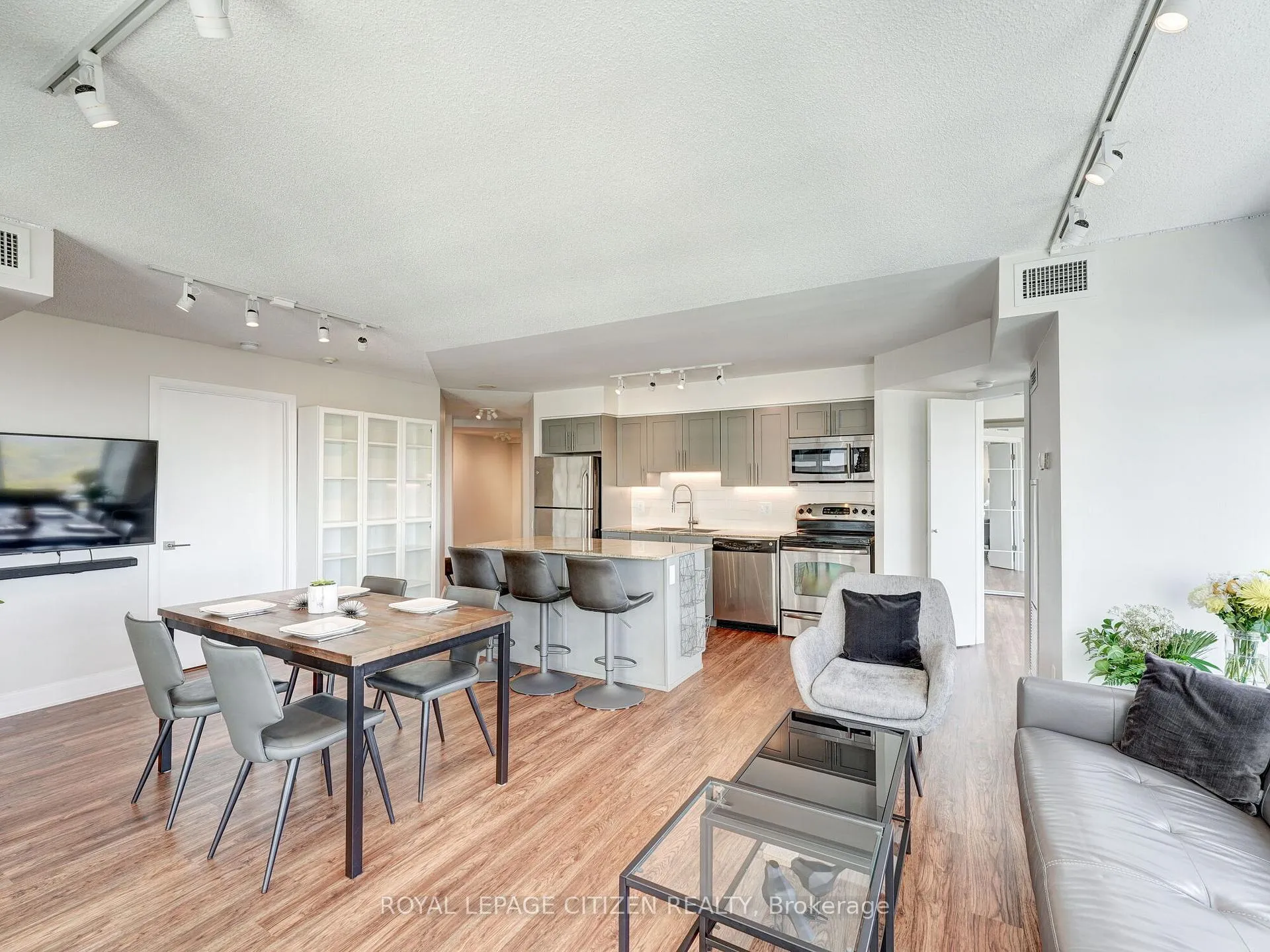 Photo 14 of Unit 3008, 2191 Yonge Street, Toronto, Mount Pleasant West — HOMEH