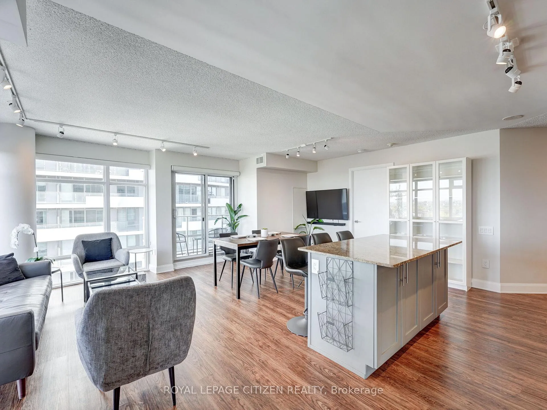 Photo 15 of Unit 3008, 2191 Yonge Street, Toronto, Mount Pleasant West — HOMEH