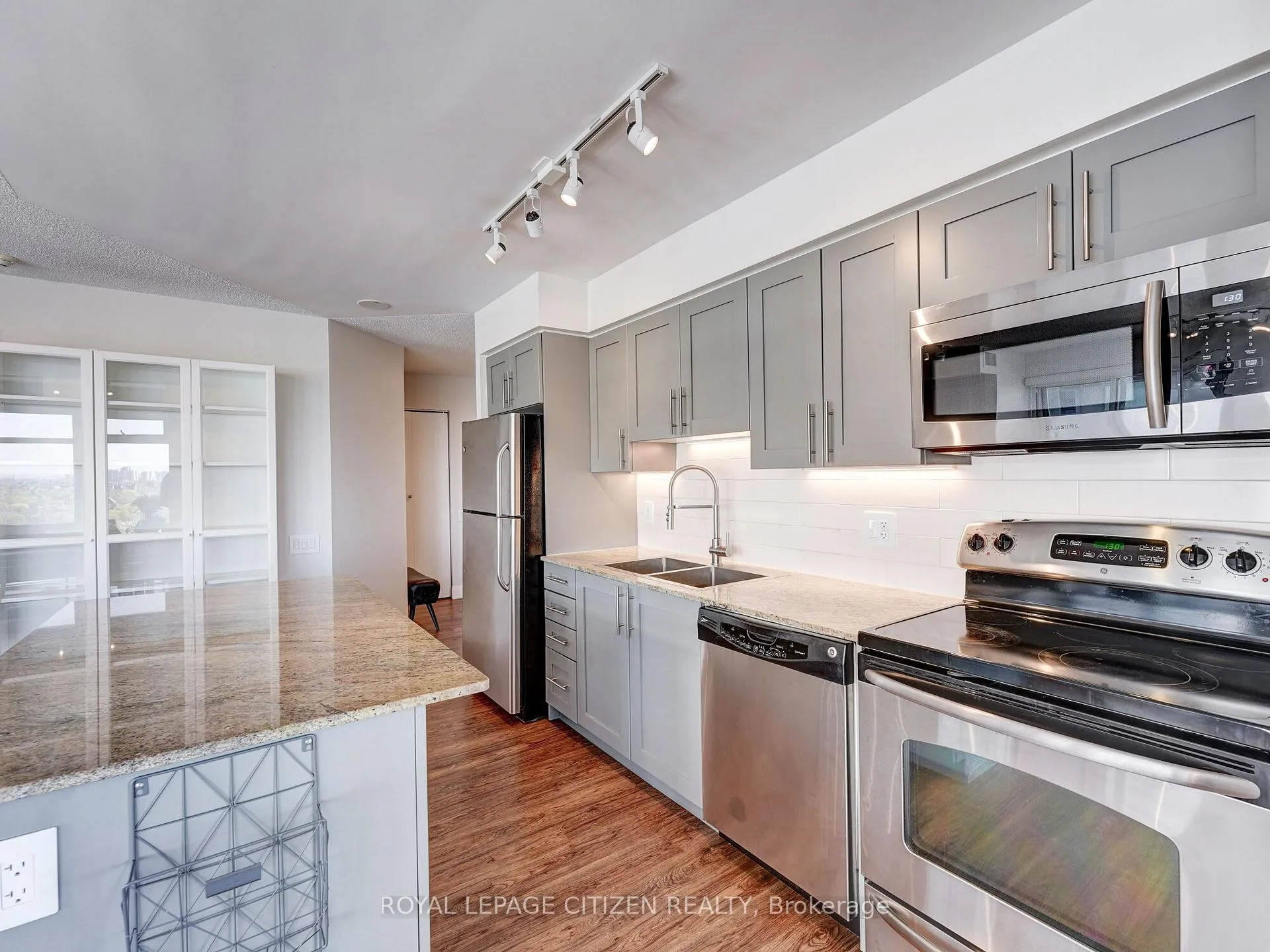 Photo 23 of Unit 3008, 2191 Yonge Street, Toronto, Mount Pleasant West — HOMEH
