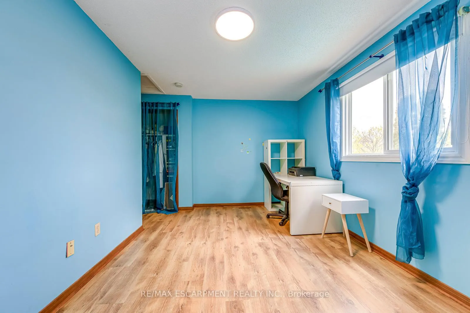 Photo 34 of 43 Niska Drive, Hamilton, Waterdown — HOMEH