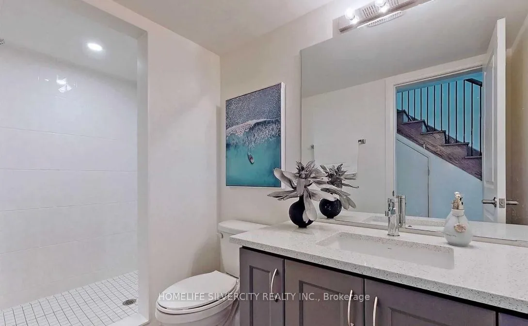 Photo 2 of 783 Port Darlington Road, Clarington, Bowmanville — HOMEH