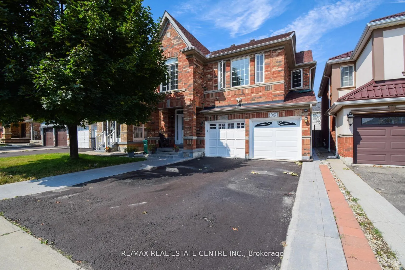 Photo 1 of 103 Botavia Downs Drive, Brampton, Fletcher's Meadow — HOMEH