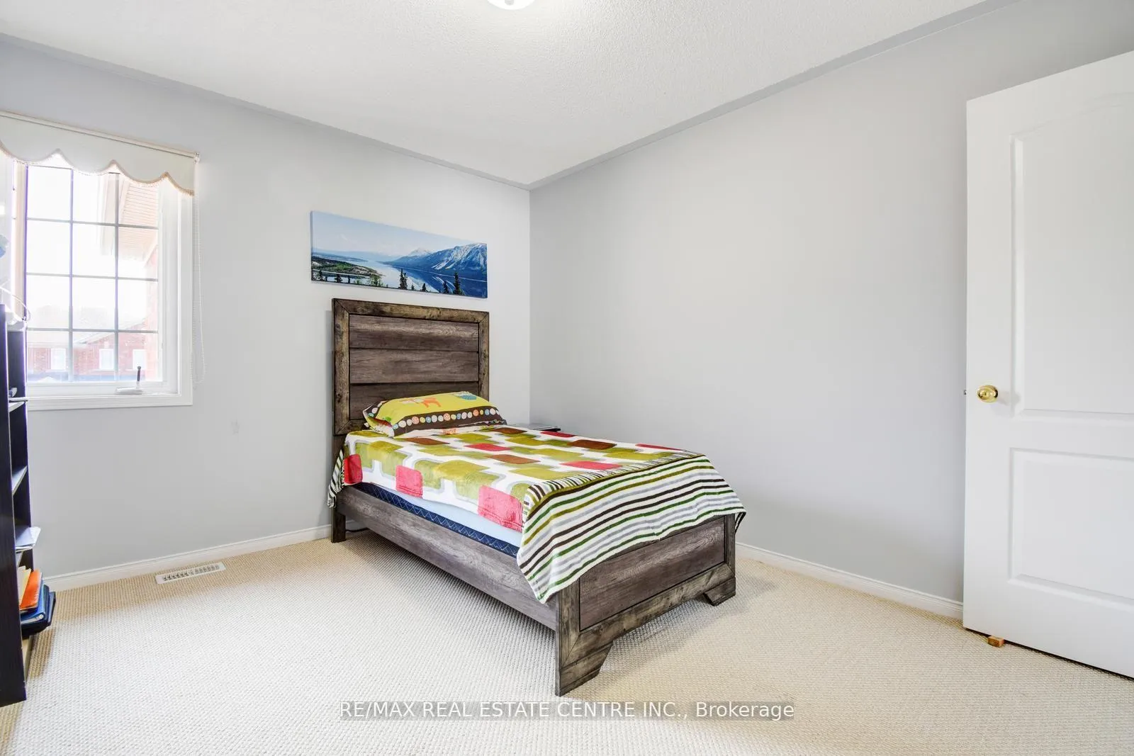 Photo 20 of 103 Botavia Downs Drive, Brampton, Fletcher's Meadow — HOMEH
