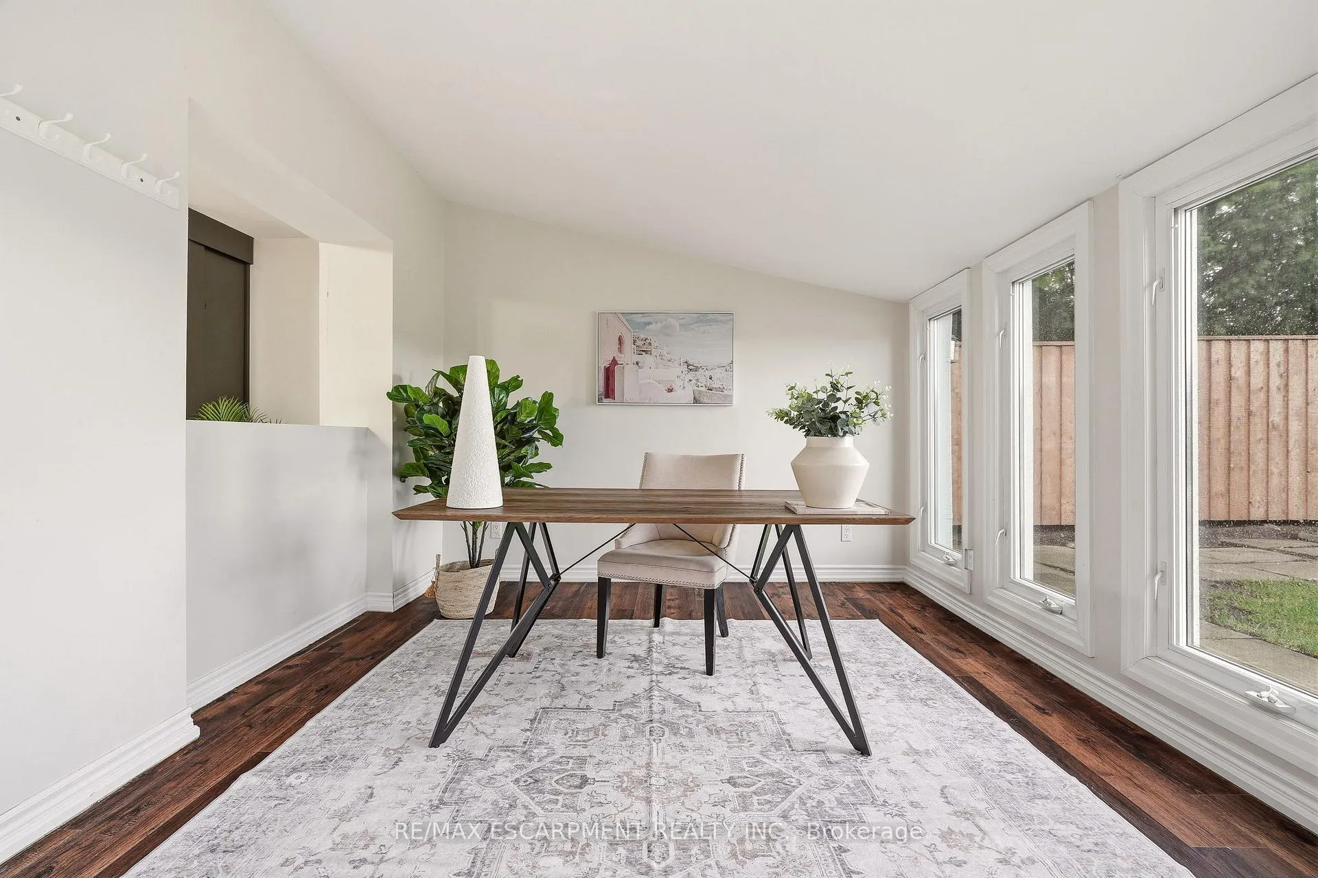 Photo 11 of 694 Mullin Way, Burlington, Appleby — HOMEH