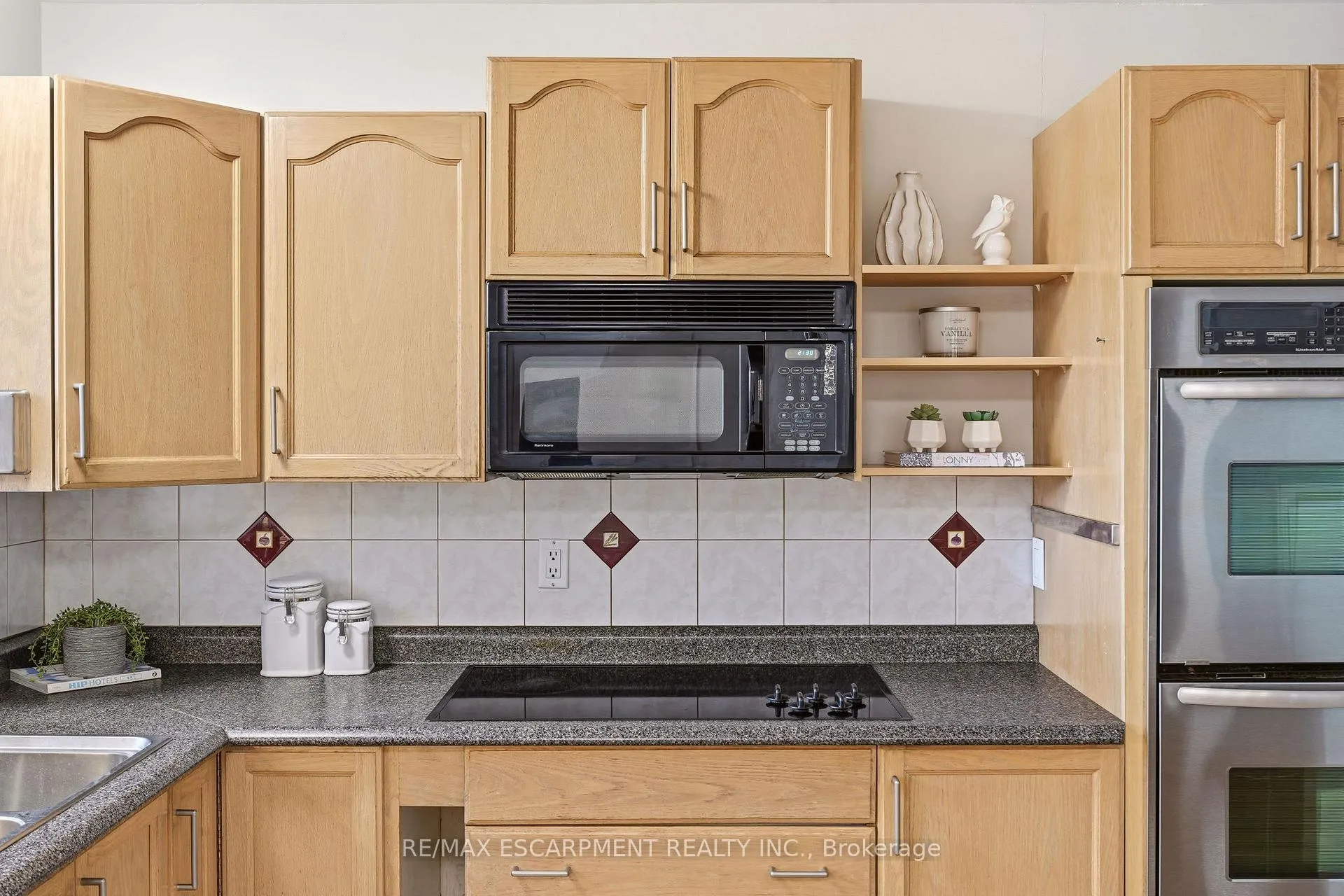 Photo 27 of 694 Mullin Way, Burlington, Appleby — HOMEH