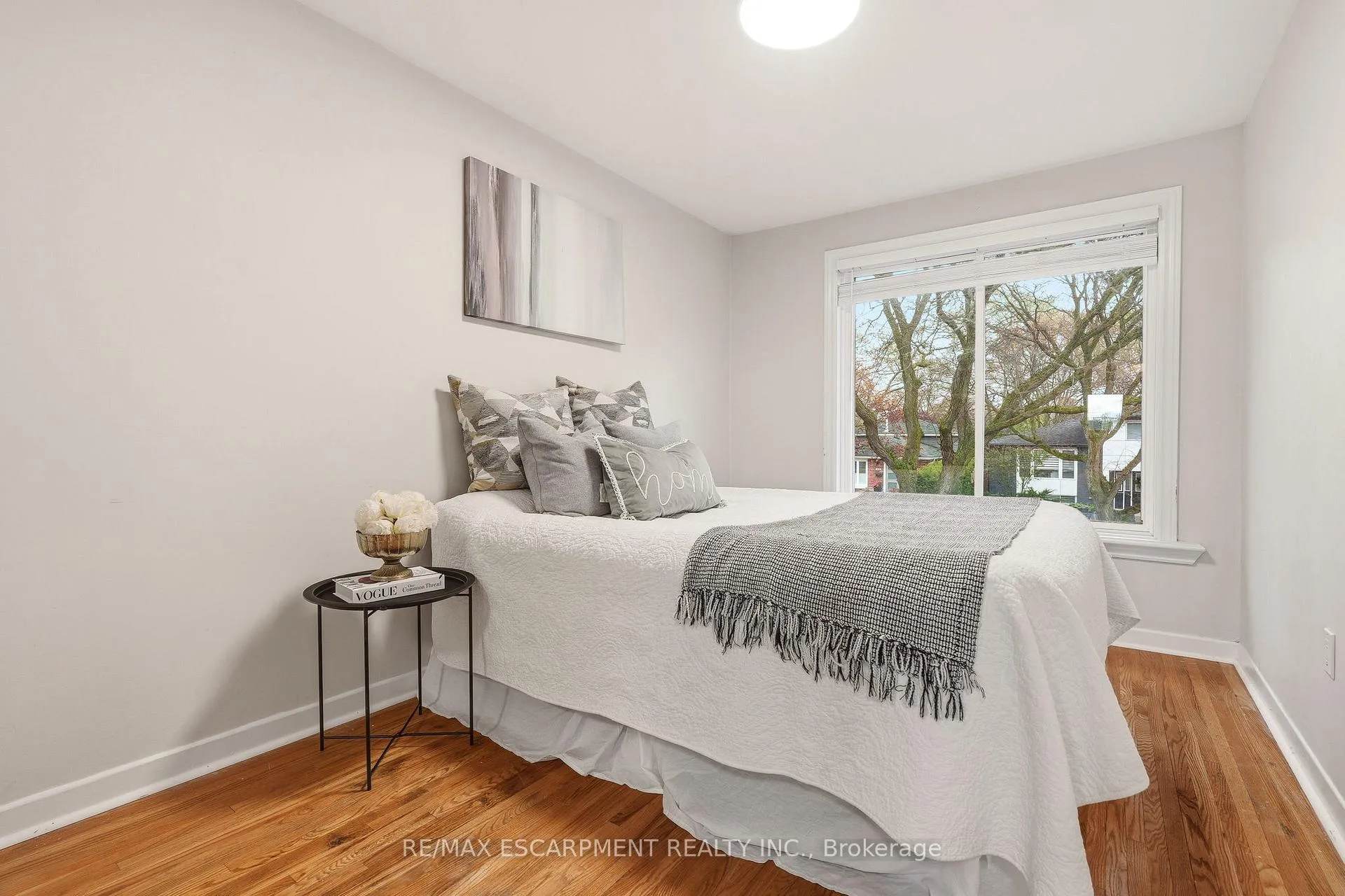 Photo 36 of 694 Mullin Way, Burlington, Appleby — HOMEH