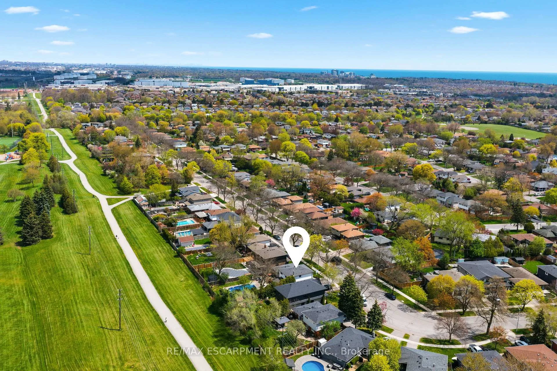 Photo 42 of 694 Mullin Way, Burlington, Appleby — HOMEH