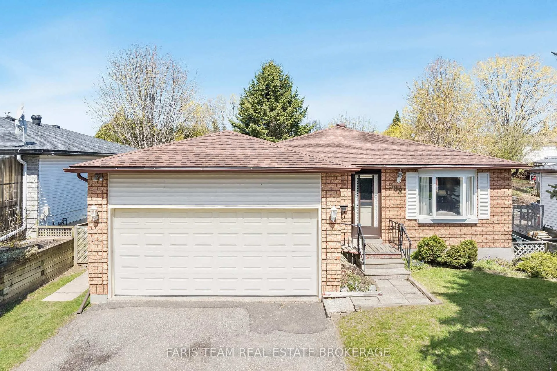 Photo 3 of 308 Christine Drive, Midland — HOMEH