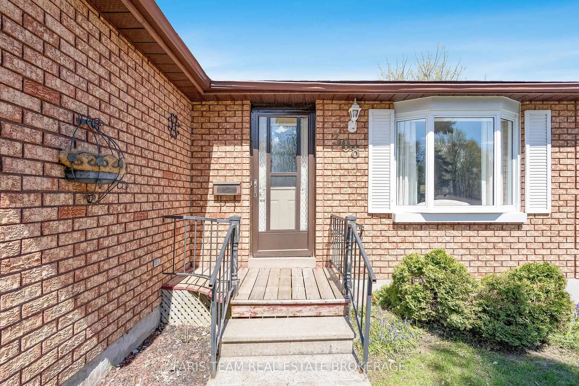Photo 4 of 308 Christine Drive, Midland — HOMEH