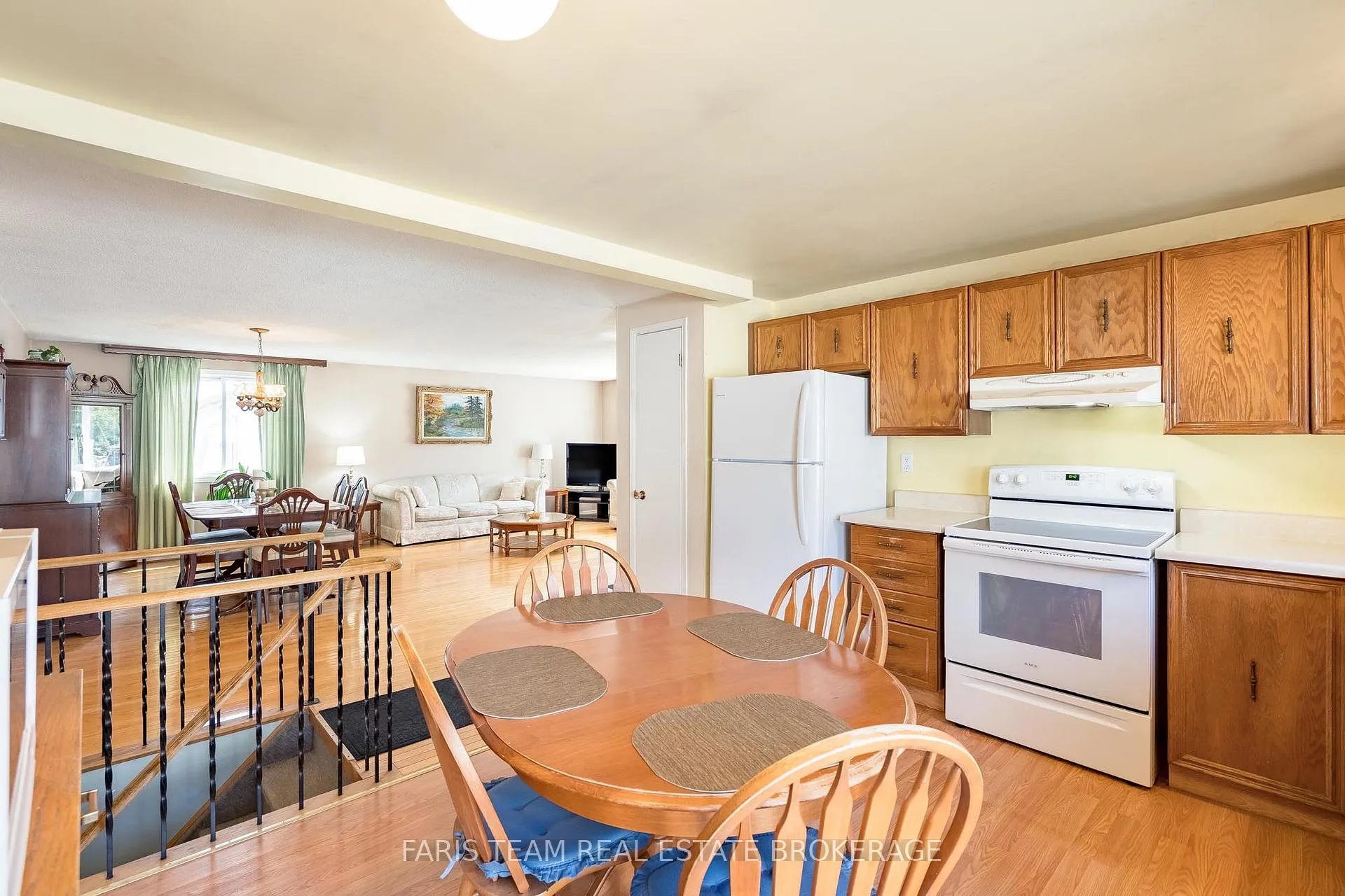 Photo 7 of 308 Christine Drive, Midland — HOMEH