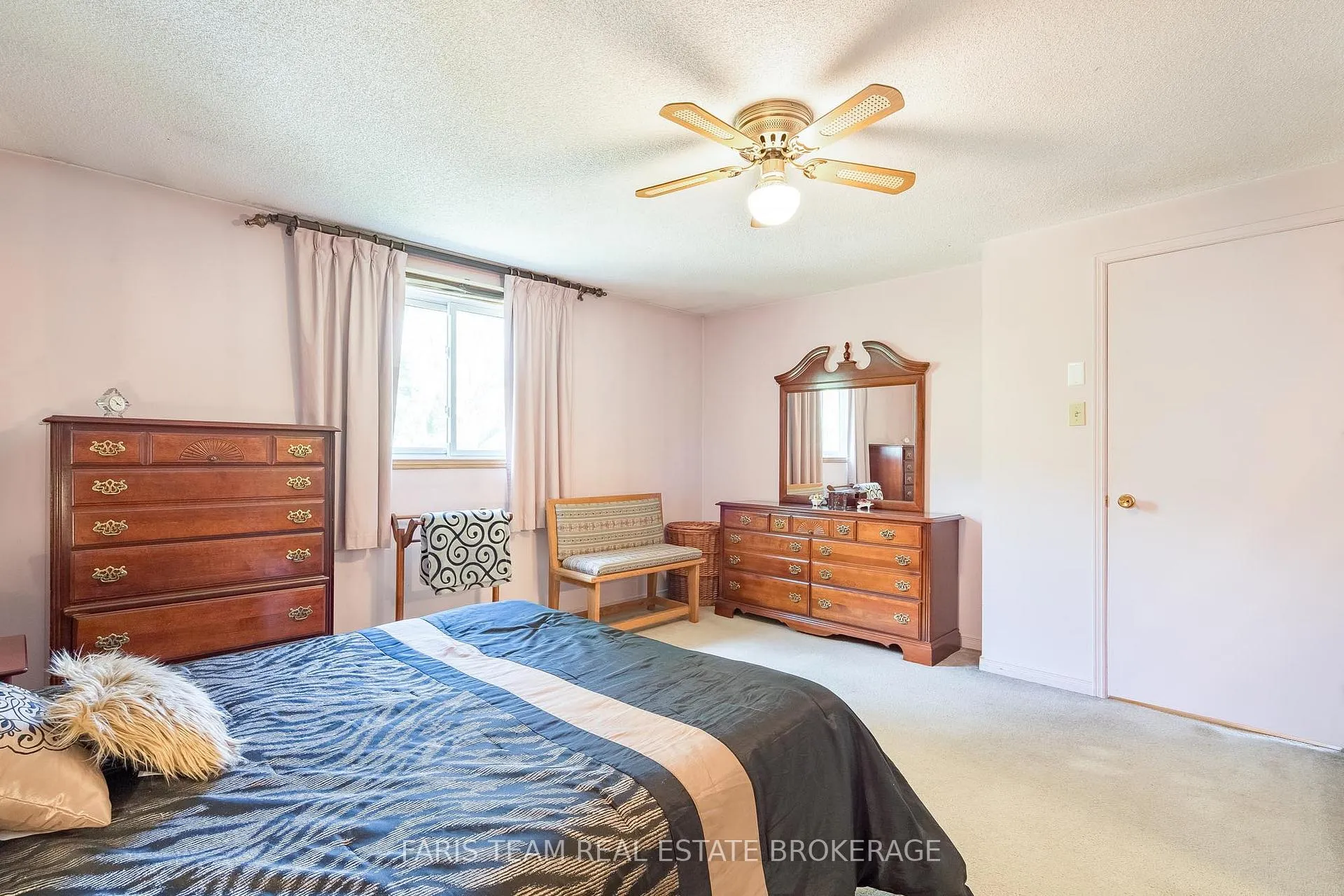 Photo 14 of 308 Christine Drive, Midland — HOMEH