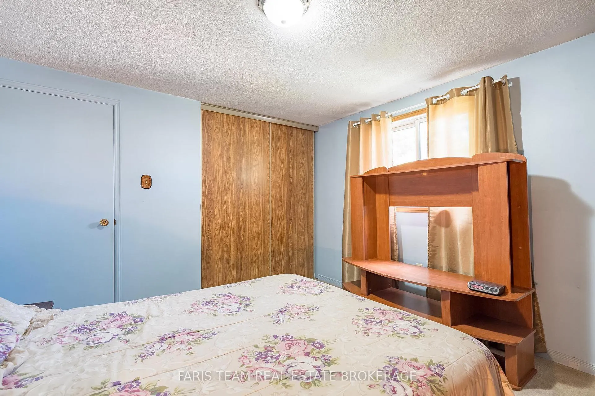 Photo 16 of 308 Christine Drive, Midland — HOMEH