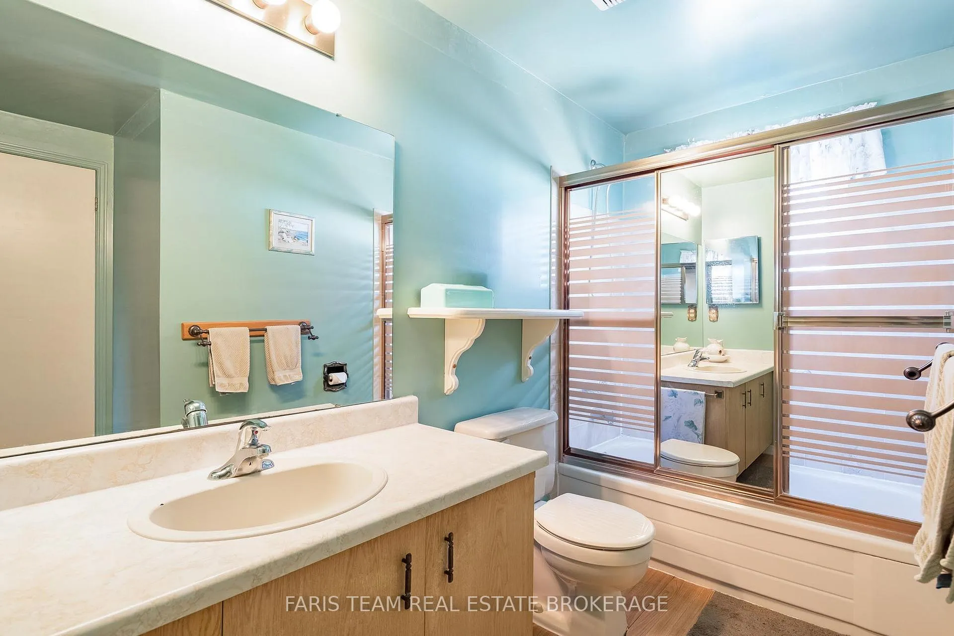 Photo 18 of 308 Christine Drive, Midland — HOMEH