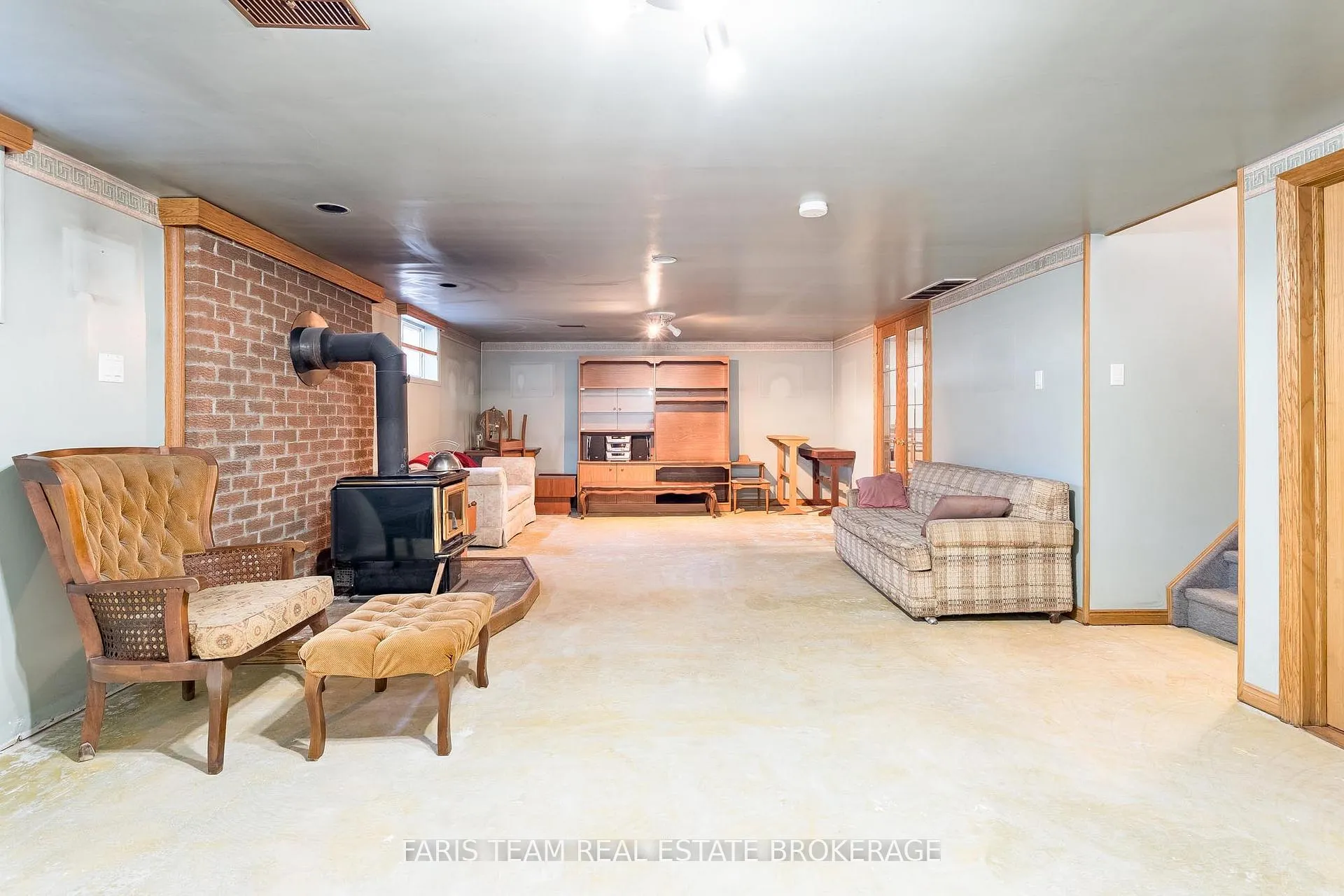 Photo 20 of 308 Christine Drive, Midland — HOMEH