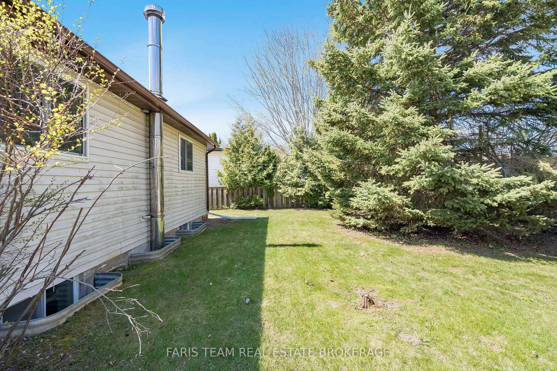 Photo 29 of 308 Christine Drive, Midland — HOMEH