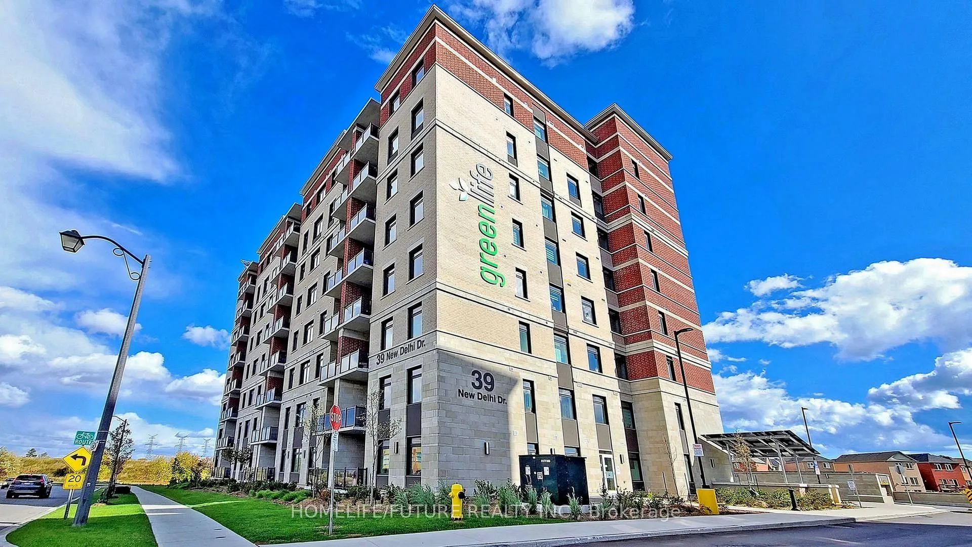 Photo 5 of Unit 703, 39 New Delhi Drive, Markham, Cedarwood — HOMEH