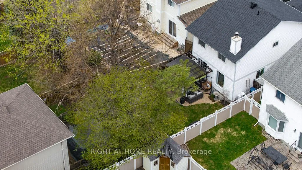 Photo 39 of 29 Peacock Crescent, Ottawa, Barrhaven - Cedargrove/Fraserdale — HOMEH