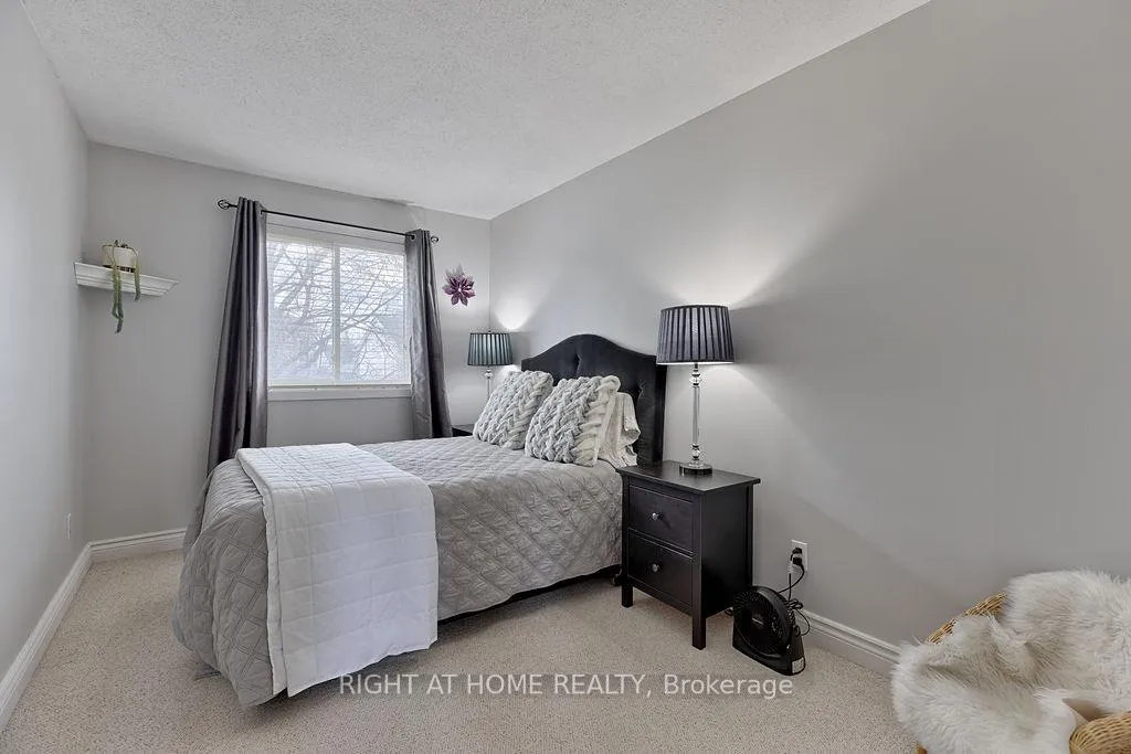 Photo 43 of 29 Peacock Crescent, Ottawa, Barrhaven - Cedargrove/Fraserdale — HOMEH