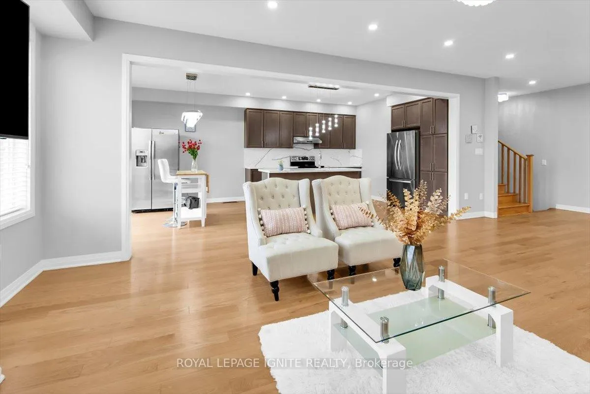 Photo 10 of 91 Yacht Drive, Clarington, Bowmanville — HOMEH