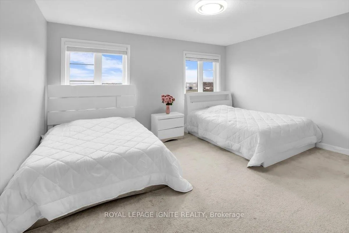 Photo 24 of 91 Yacht Drive, Clarington, Bowmanville — HOMEH