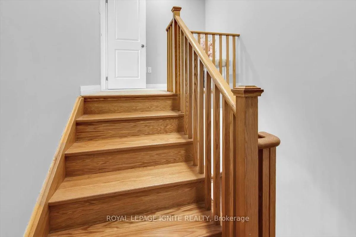 Photo 36 of 91 Yacht Drive, Clarington, Bowmanville — HOMEH