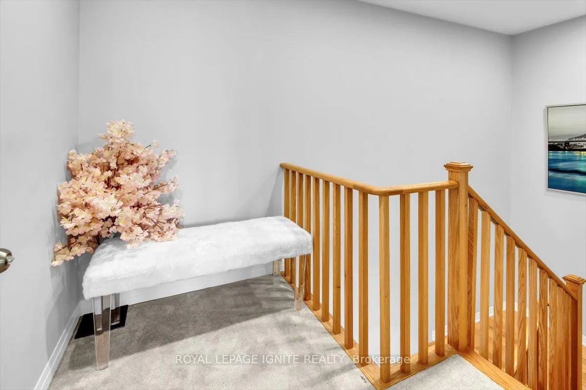 Photo 37 of 91 Yacht Drive, Clarington, Bowmanville — HOMEH