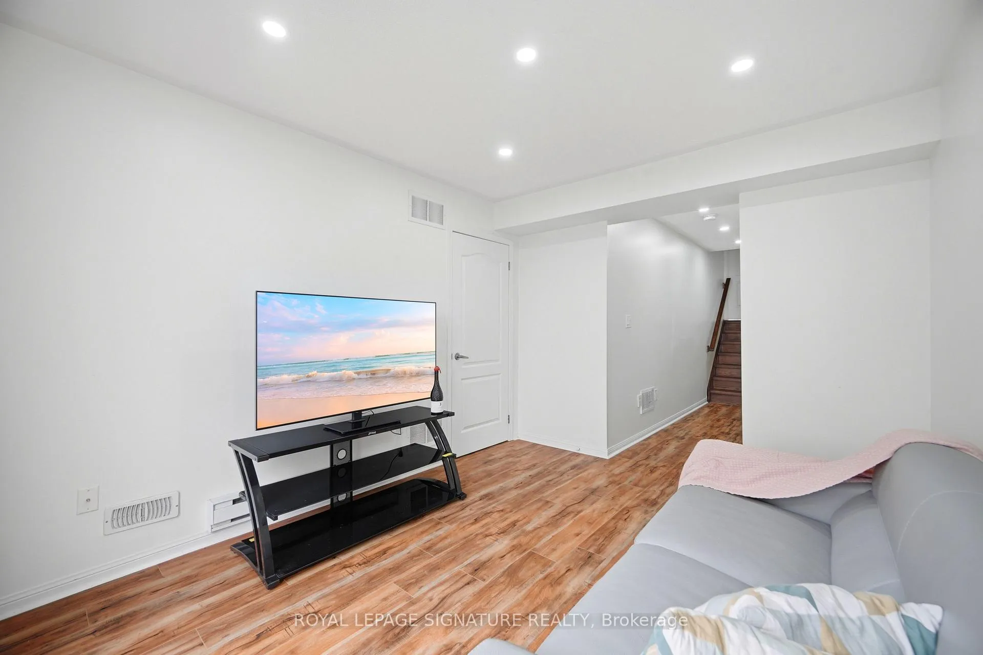 Photo 42 of 2909 Garnethill Way, Oakville, Westmount — HOMEH