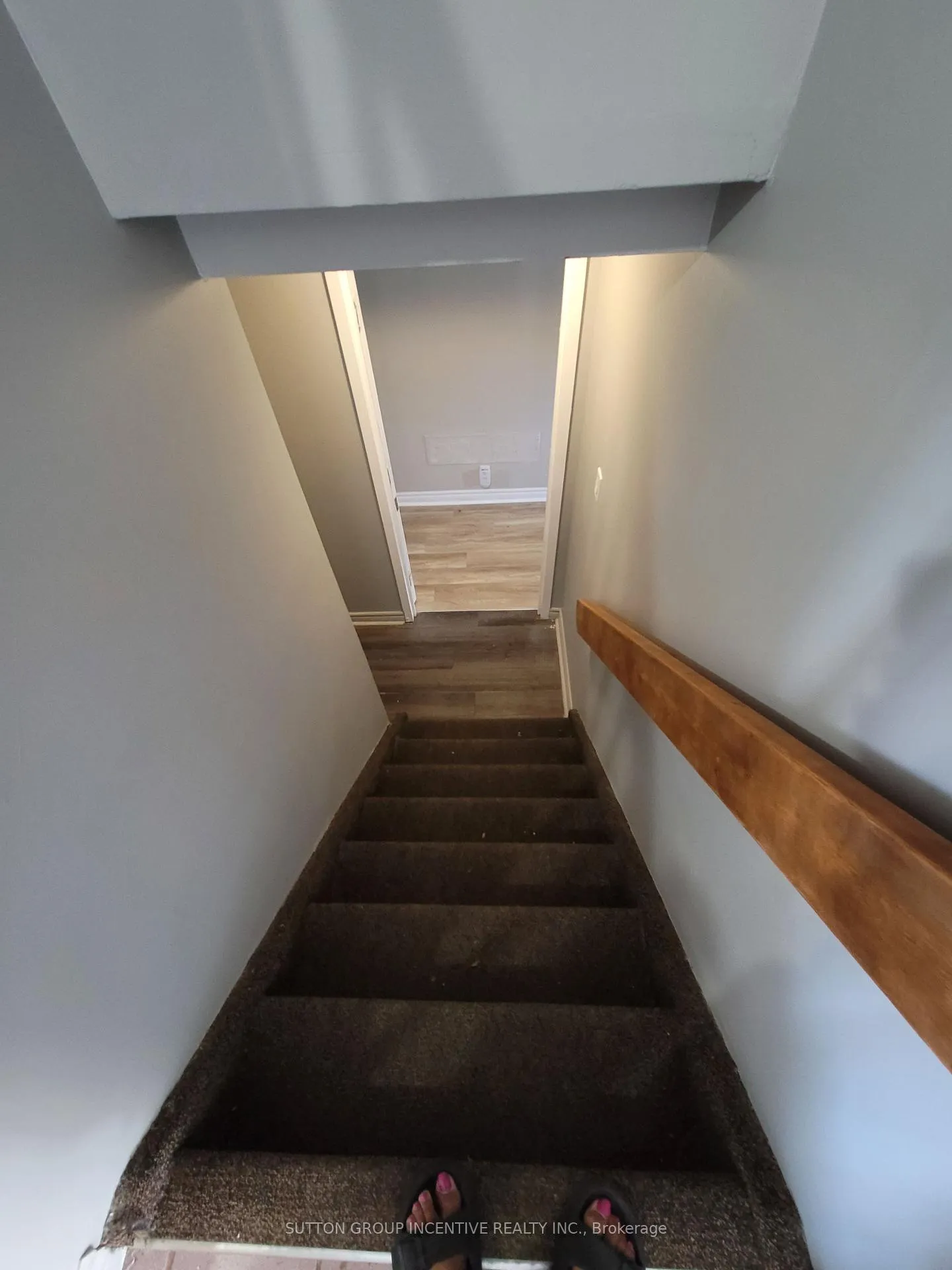 Photo 24 of 50 Farmingdale Crescent, Barrie, Cundles East — HOMEH